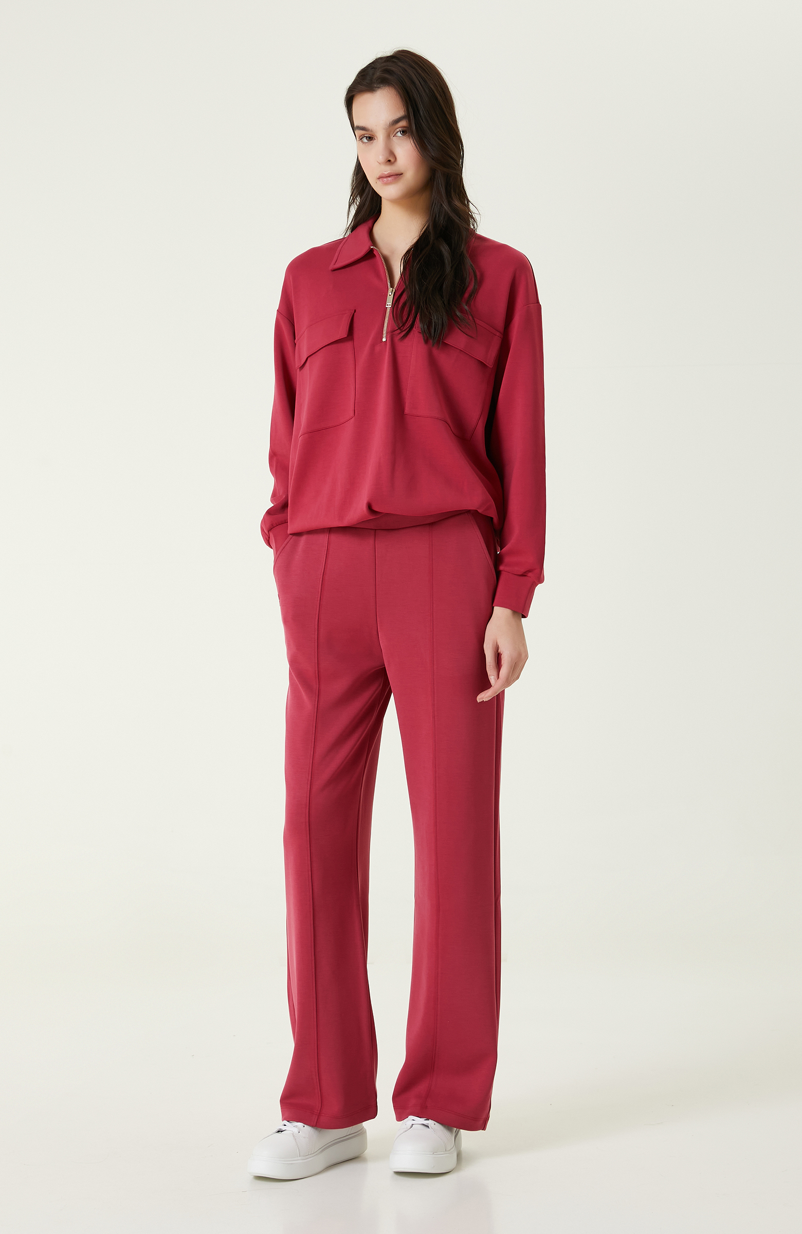 Vişne Bol Paça Eşofman