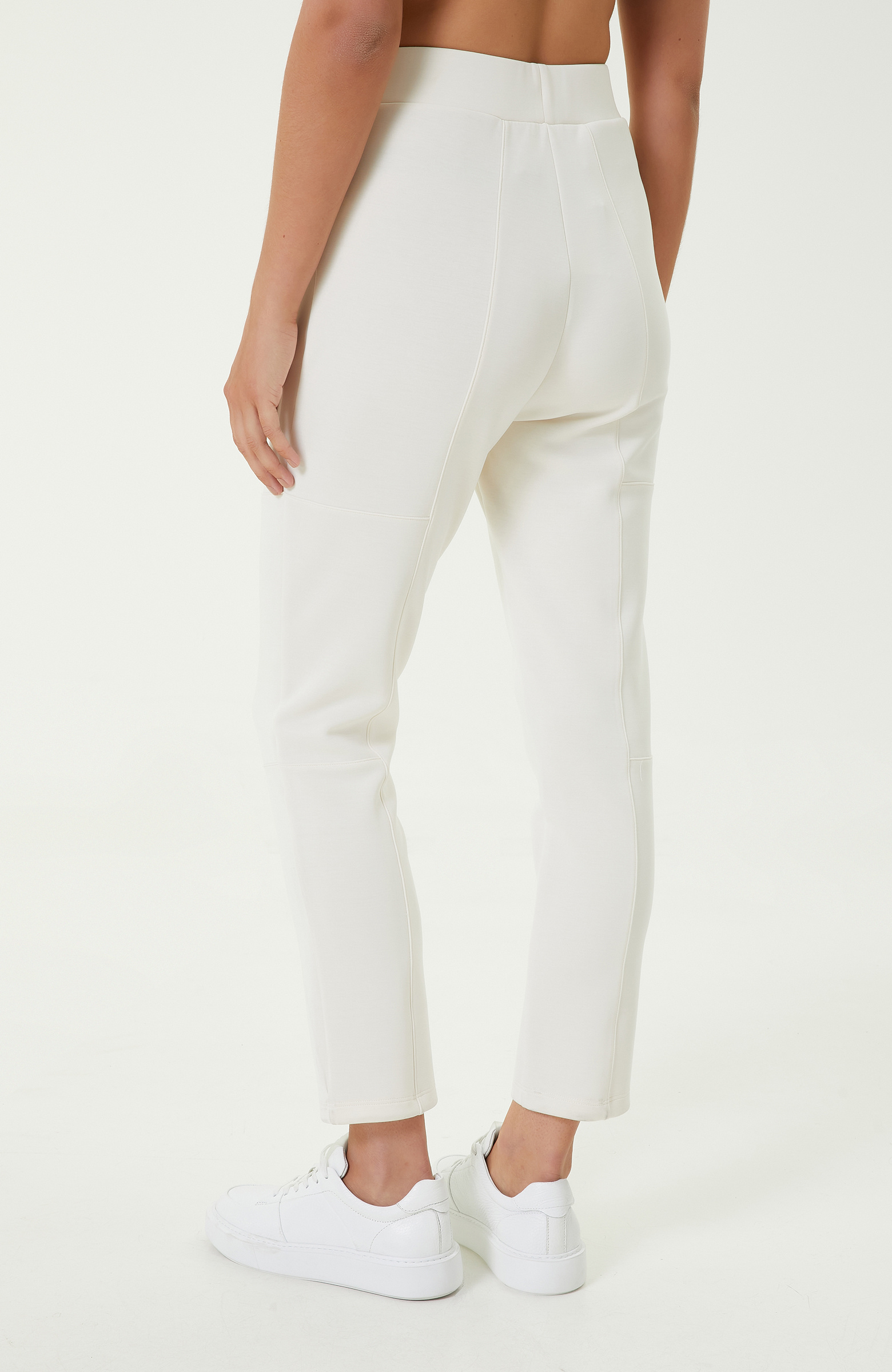 Dikiş Detaylı Ekru Lastik Paça Eşofman