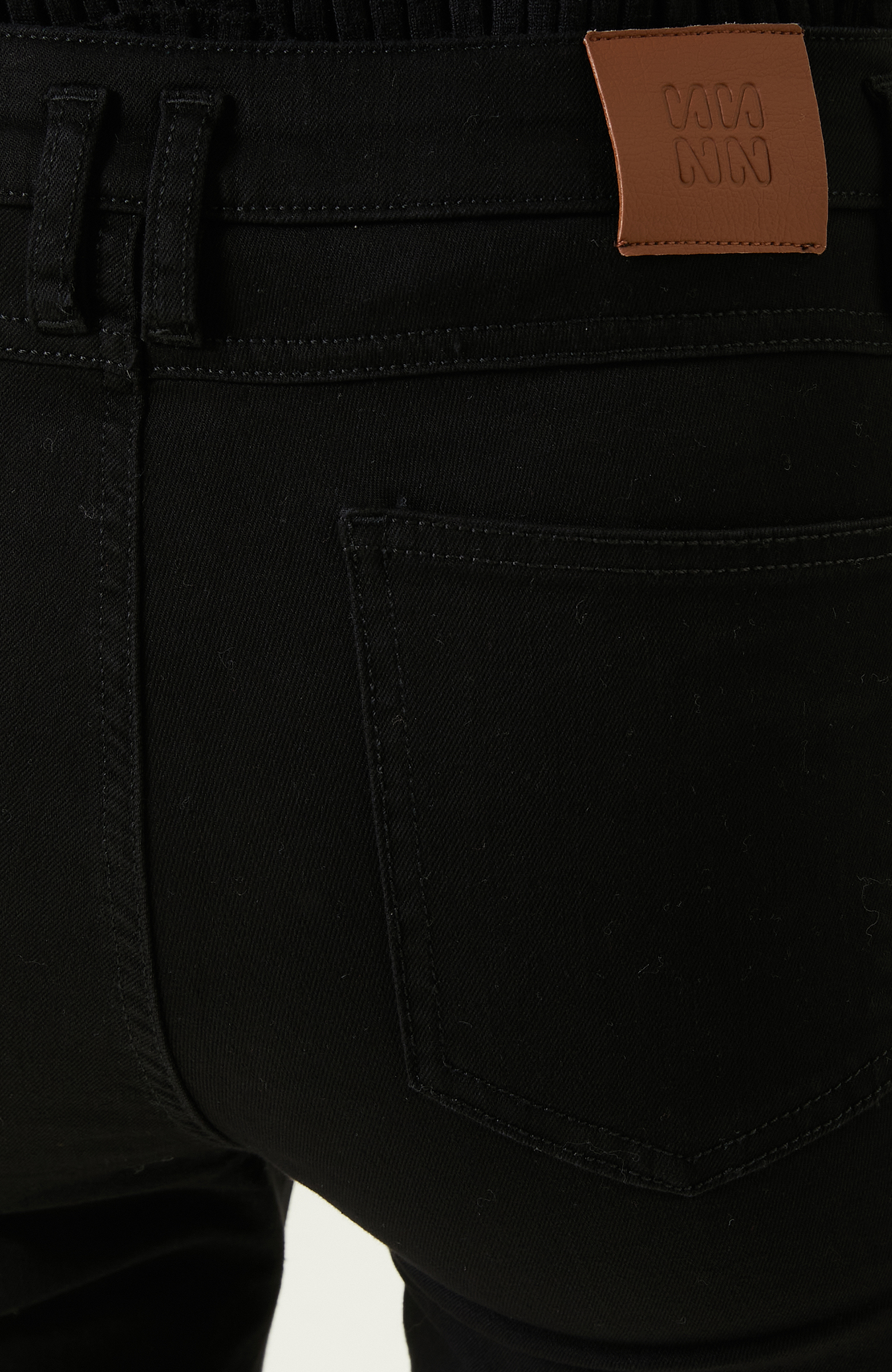 Düğme Detaylı Siyah Denim Pantolon