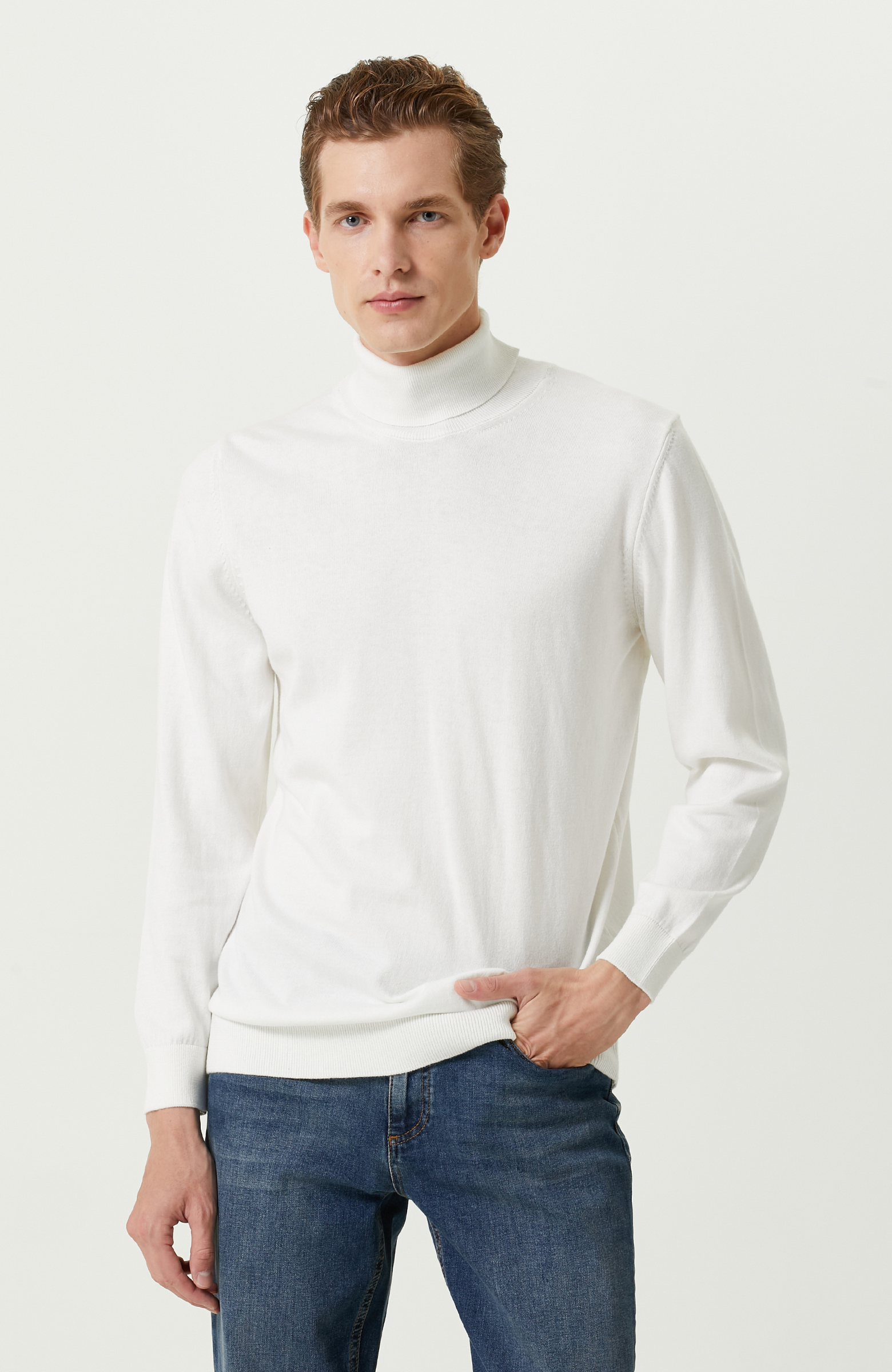 Ekru Balıkçı Yaka Uzun Kollu Kazak