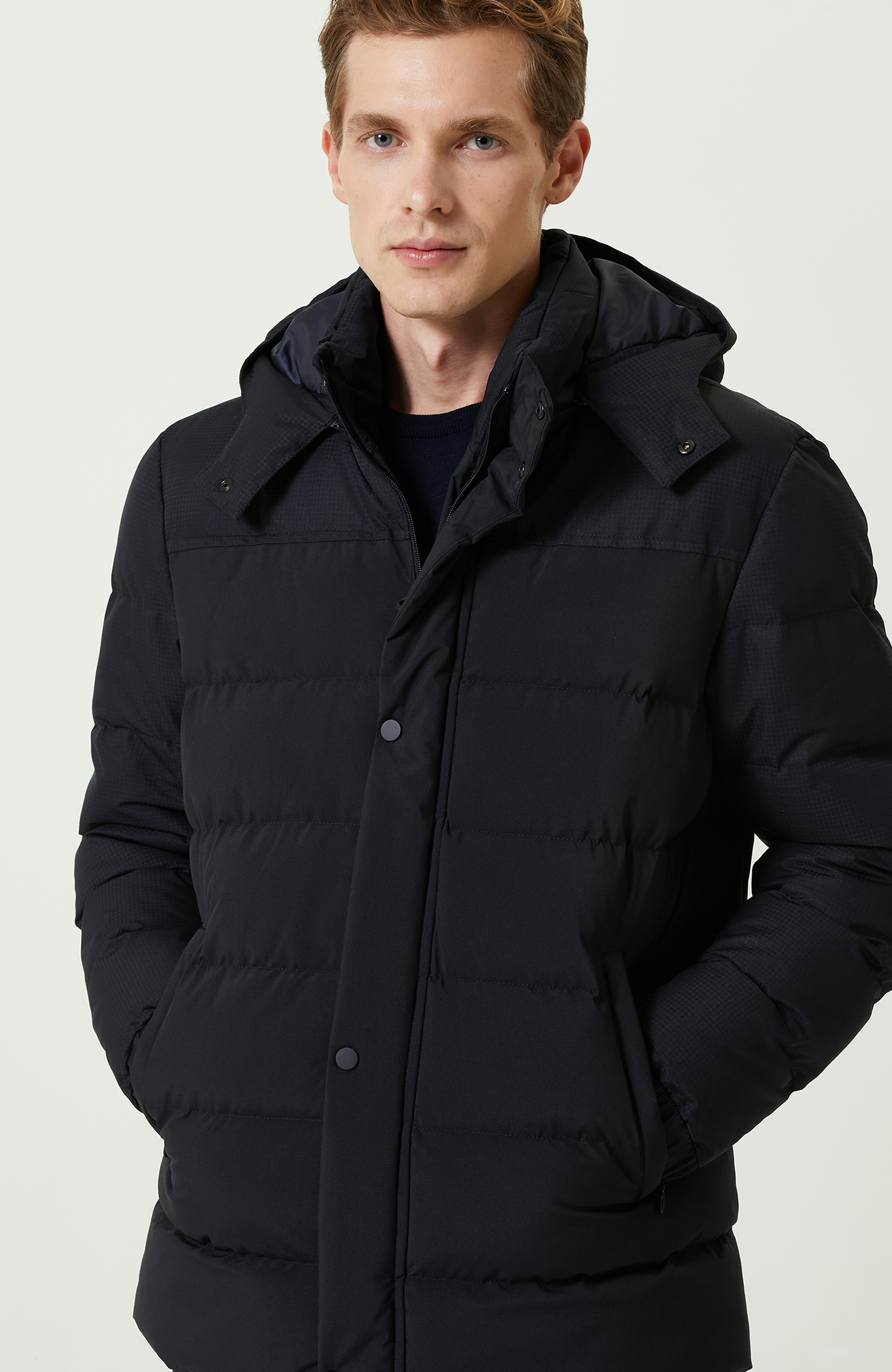 Lacivert Kapitone Mont