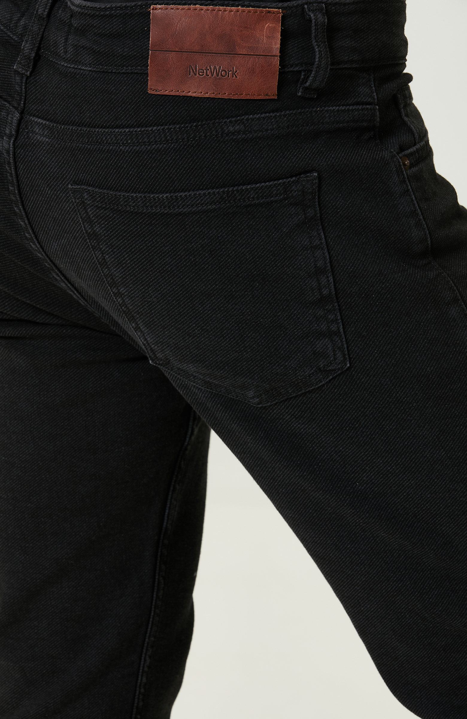 Düz Paça Denim Siyah Pantolon