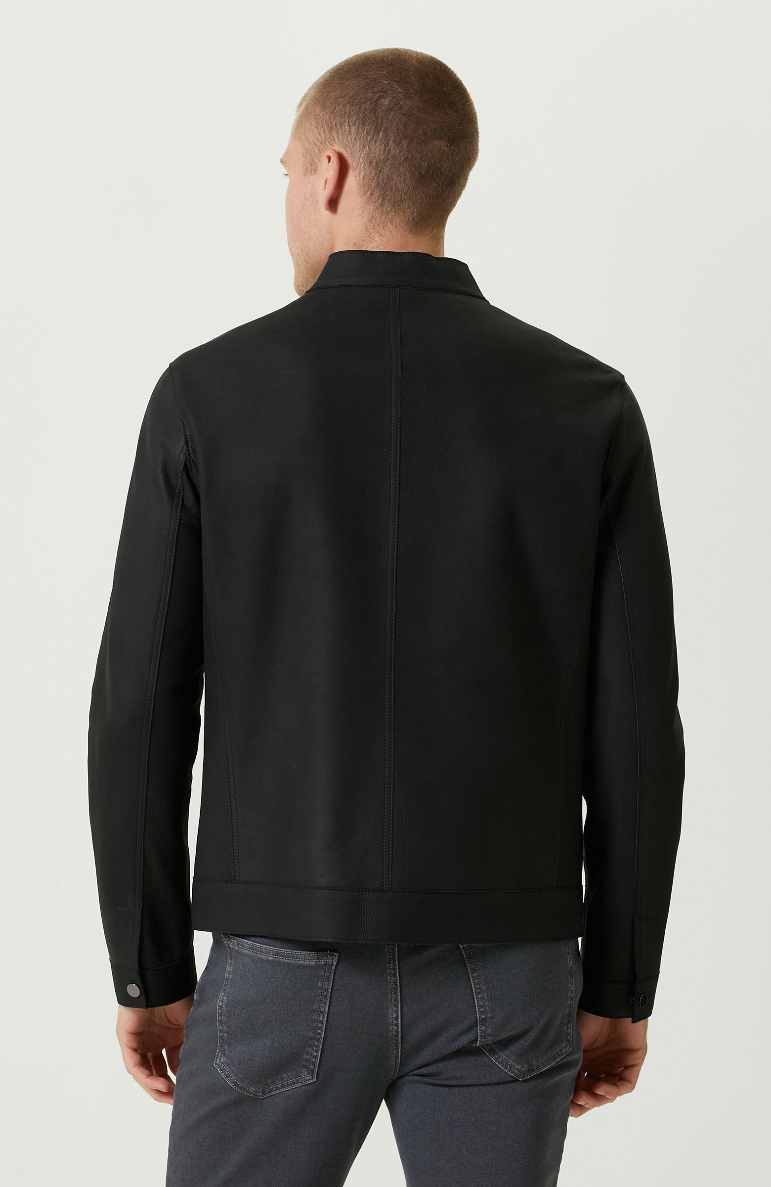 Siyah Dik Yaka Süet Deri Mont