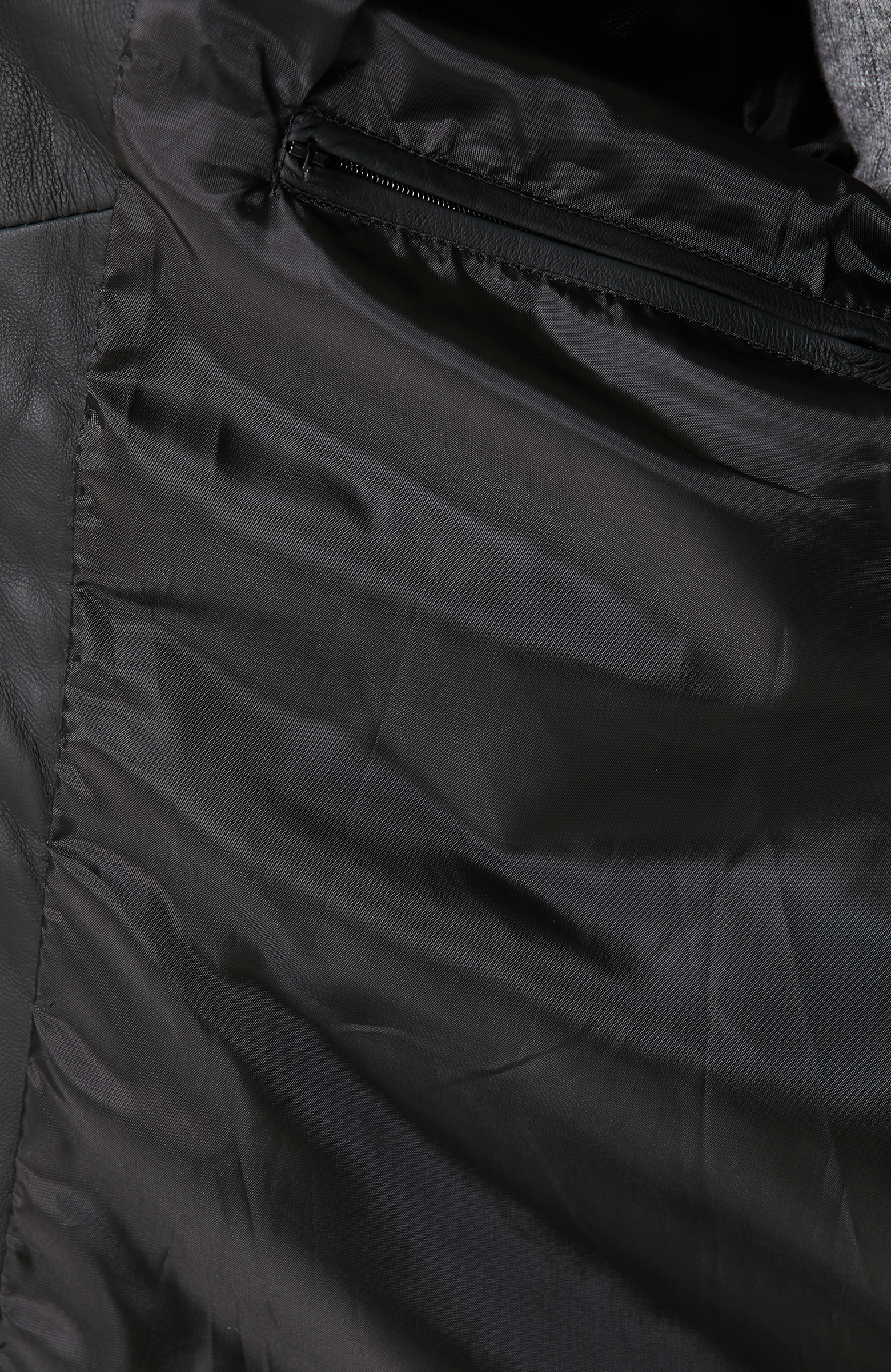 Dik Yaka Siyah Deri Mont