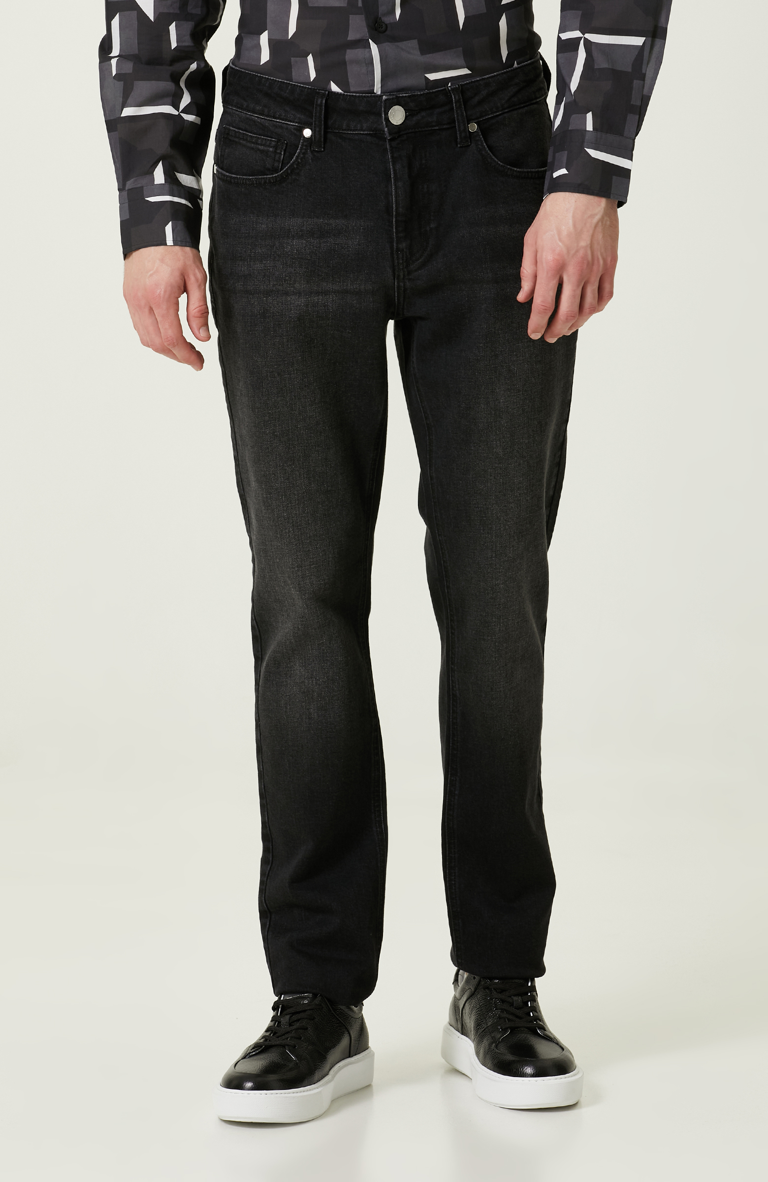 5 Cepli Siyah Denim Pantolon