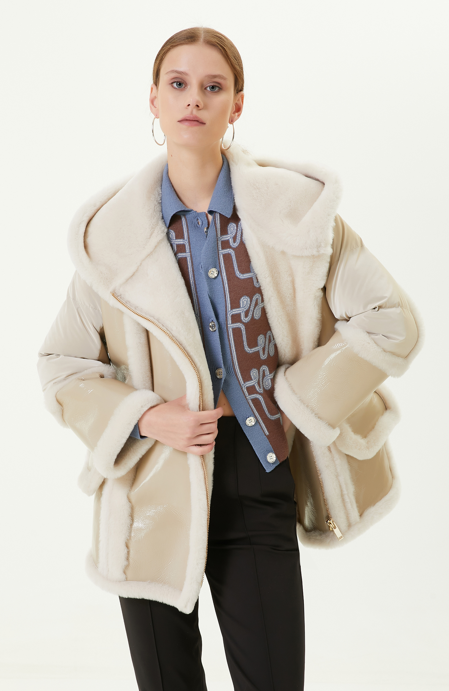 Fermuarlı Ekru Deri Mont