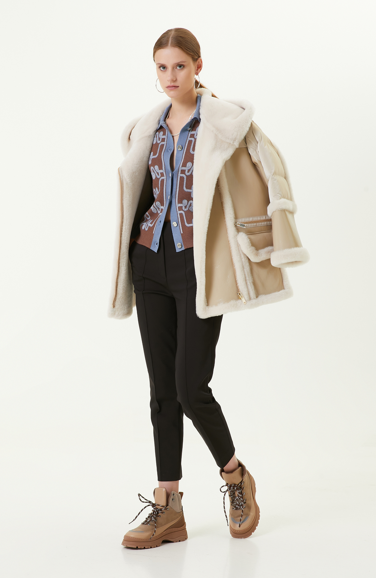 Fermuarlı Ekru Deri Mont