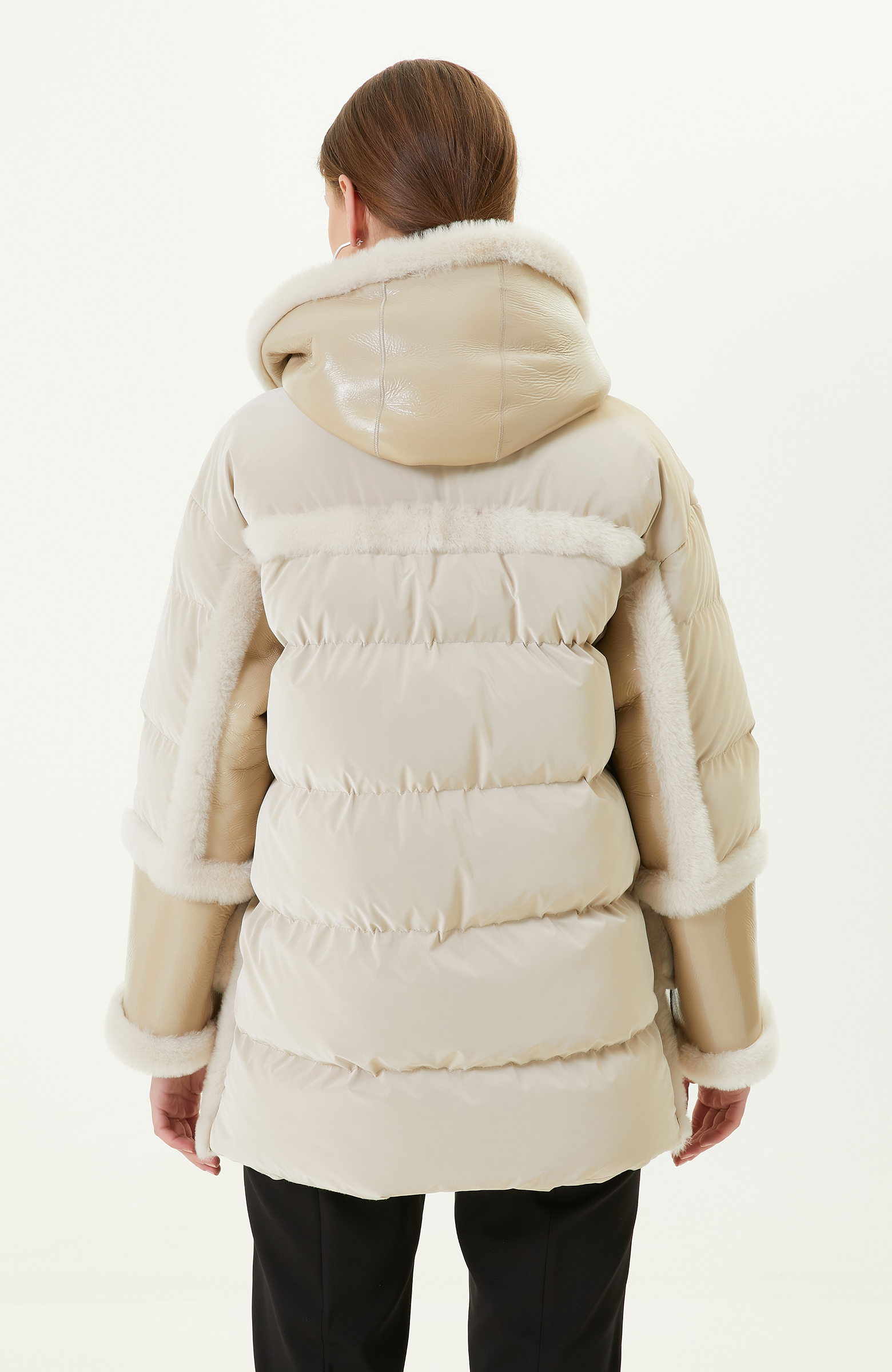 Fermuarlı Ekru Deri Mont