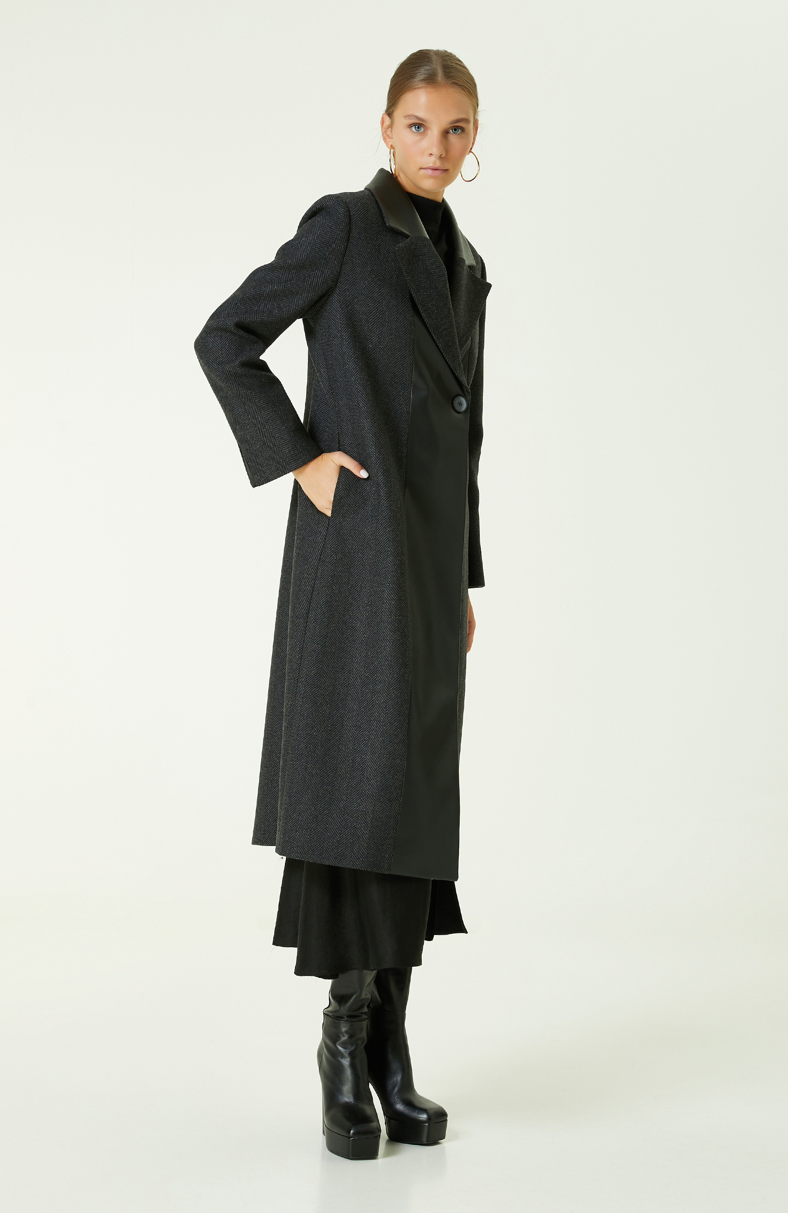 Antrasit Garni Detaylı Manto