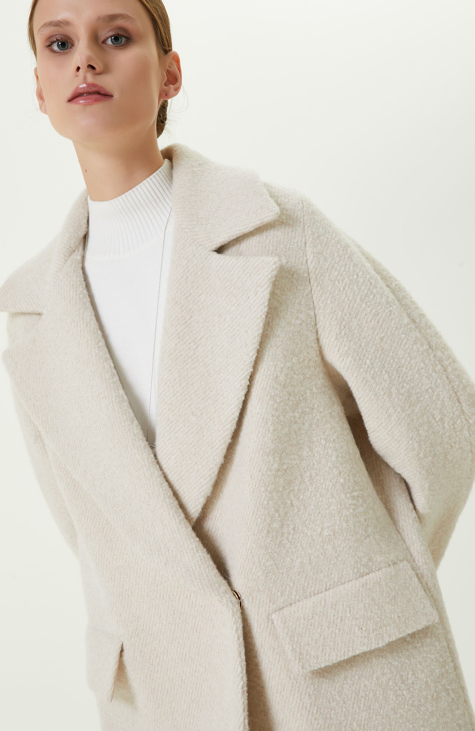 Ceket Yaka Ekru Manto