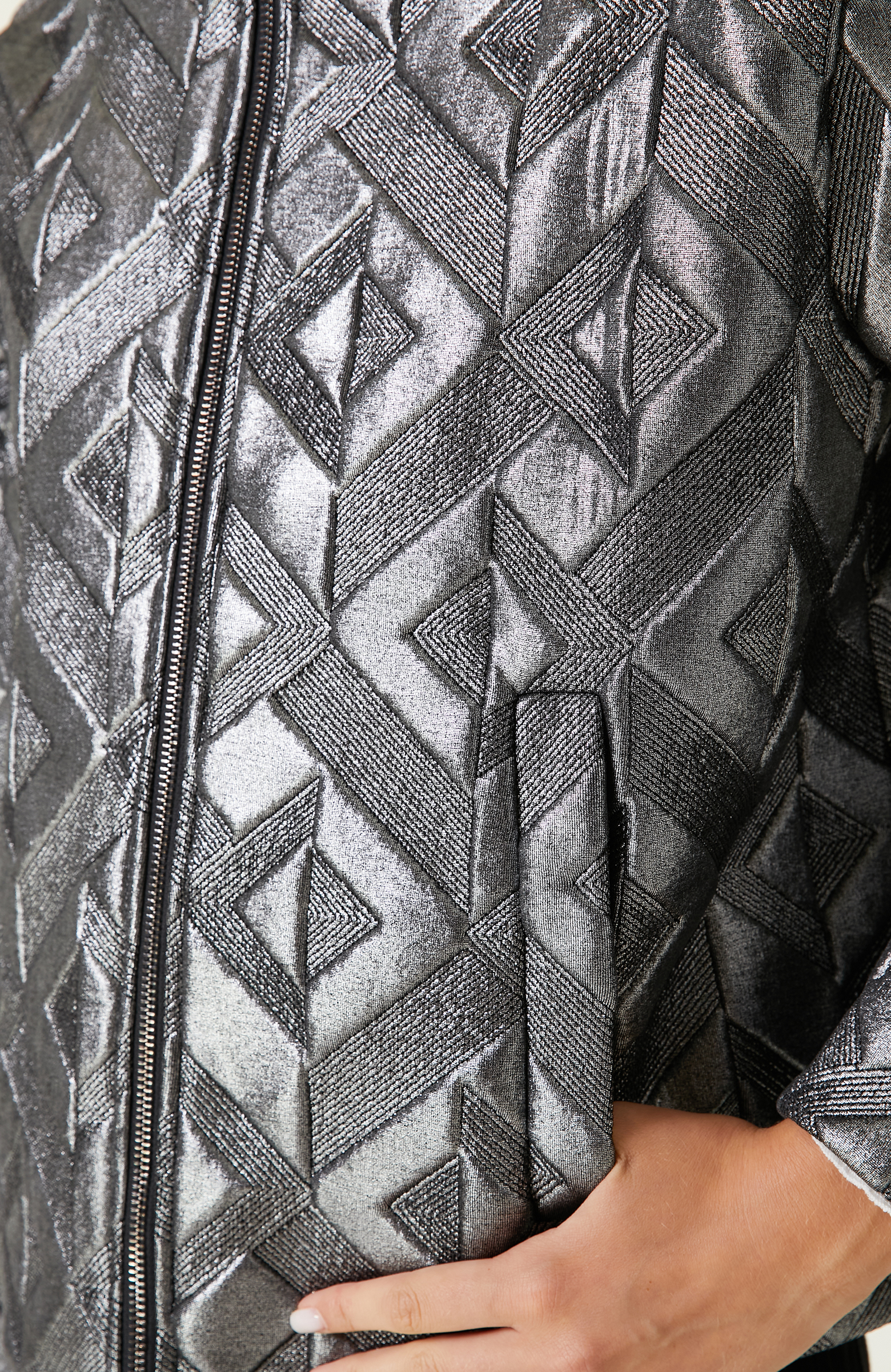 Silver (Gümüş Rengi) Kapüşonlu Kapitone Mont