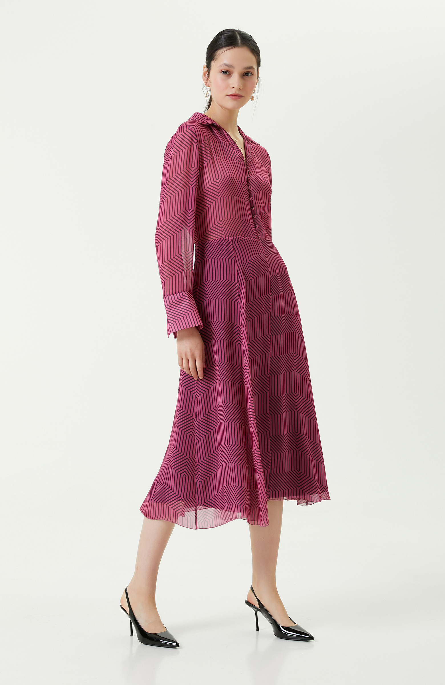 Düğme Detaylı Fuşya Uzun Kollu Elbise