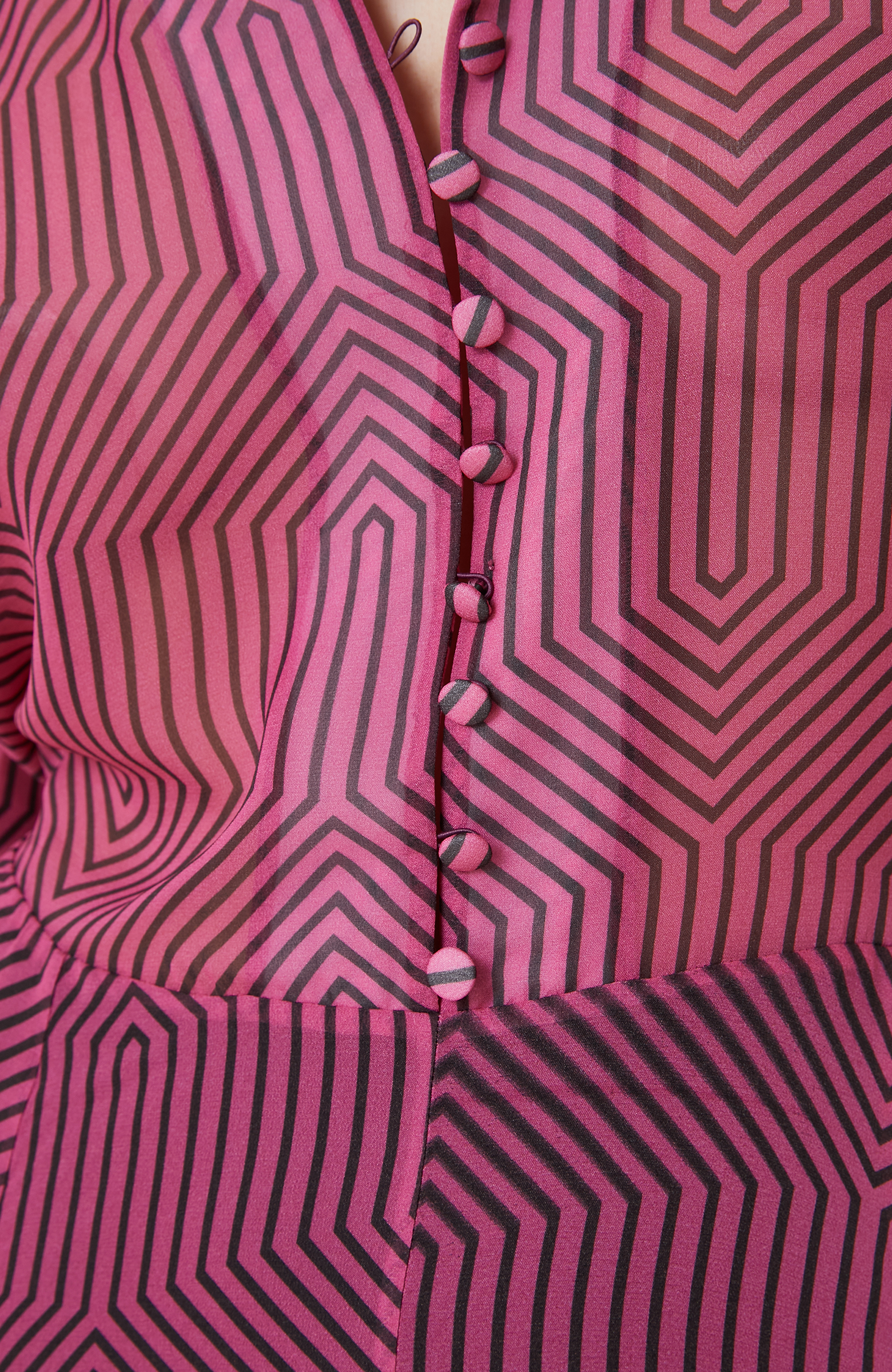 Düğme Detaylı Fuşya Uzun Kollu Elbise