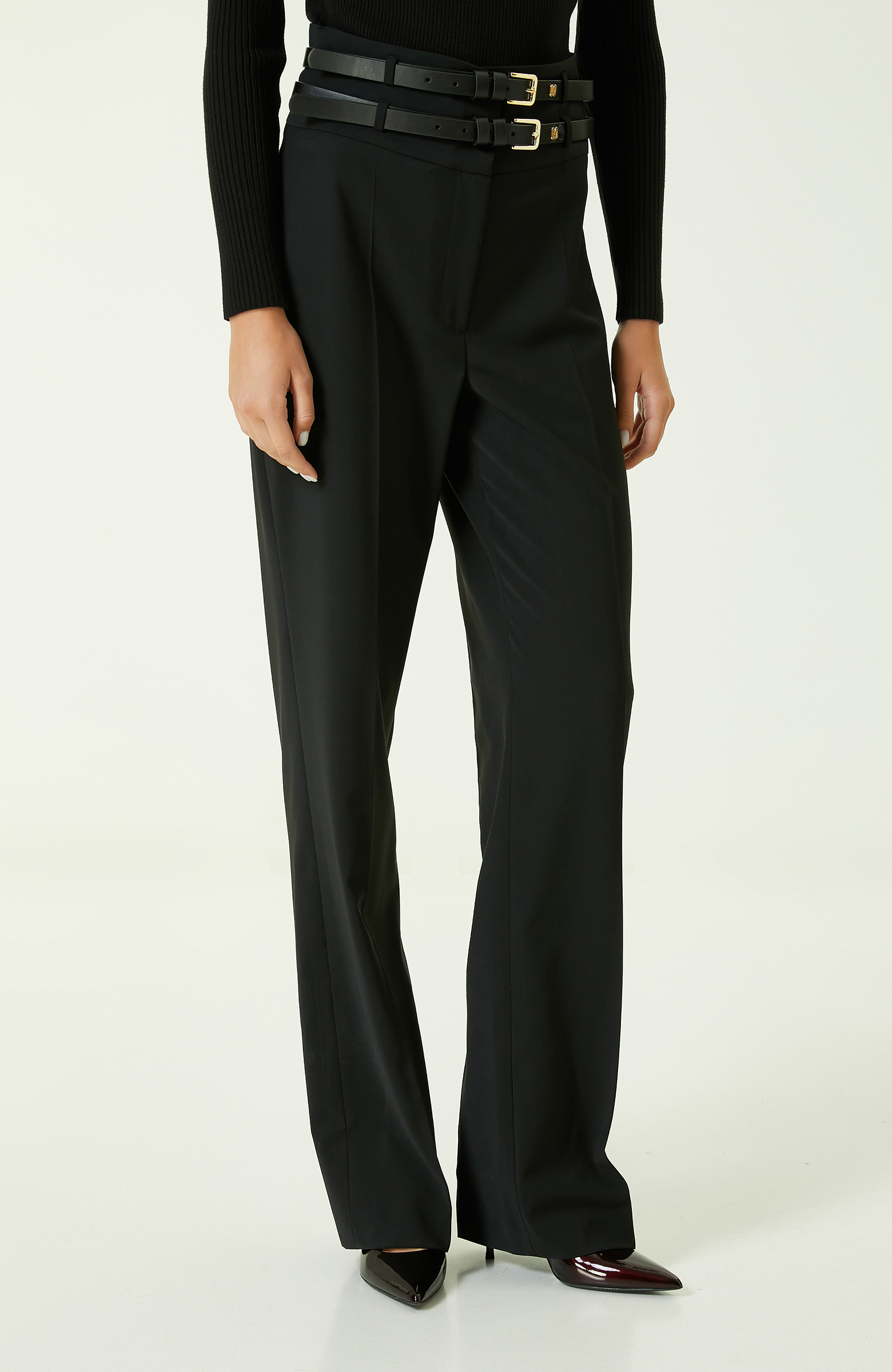 Çift Kemer Detaylı Siyah Pantolon