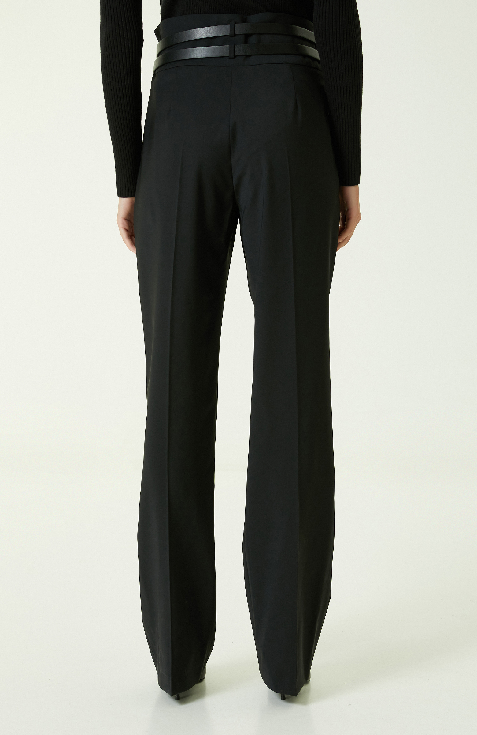 Çift Kemer Detaylı Siyah Pantolon