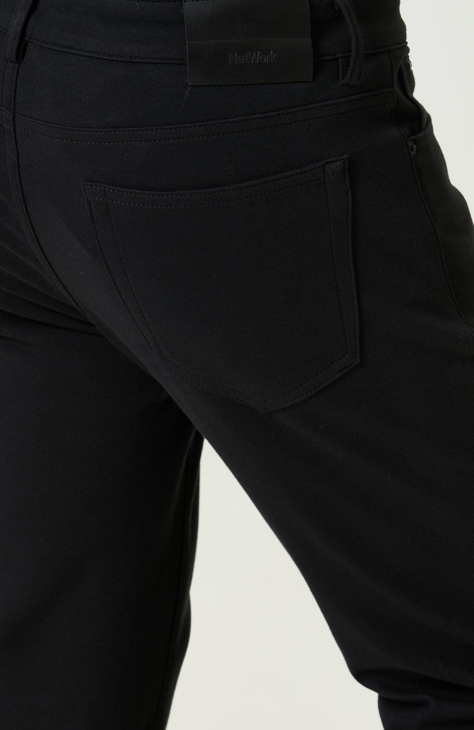 N-Tech Düz Paça Siyah Pantolon
