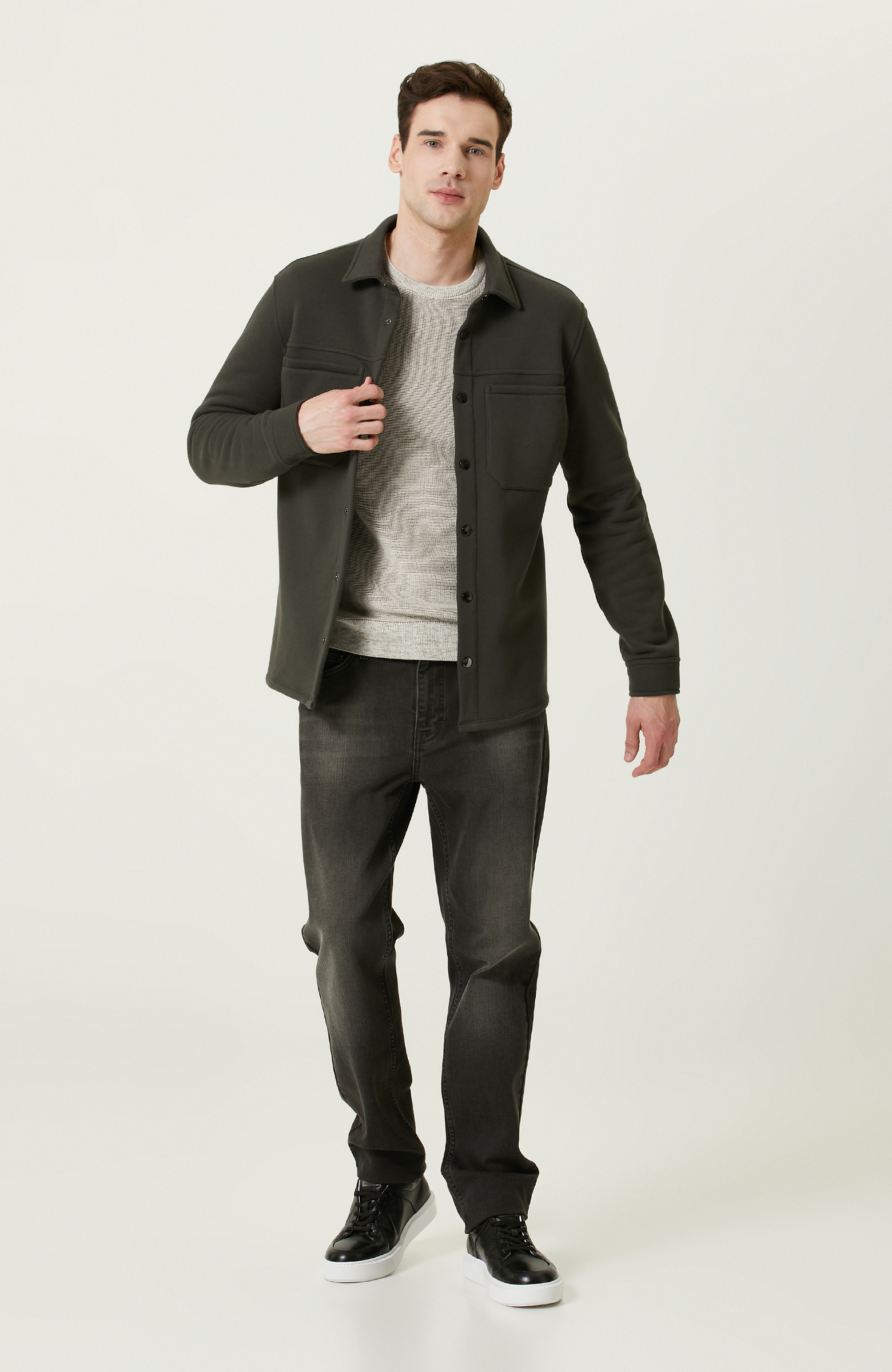 Ekru Bisiklet Yaka Jakarlı Triko Kazak