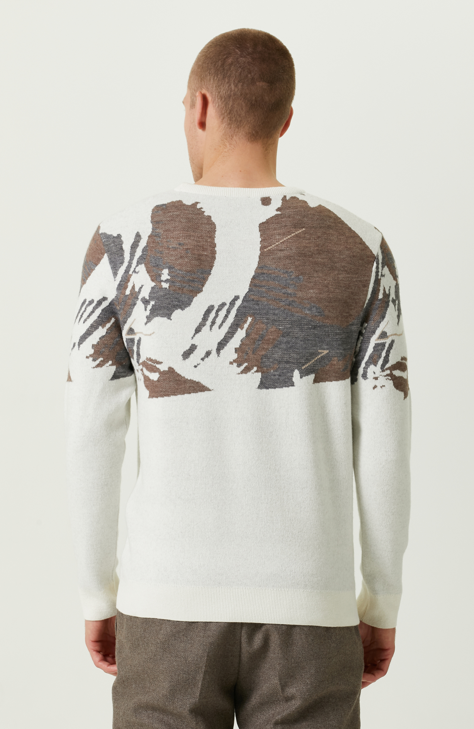 Ekru Geometrik Desenli Triko Kazak