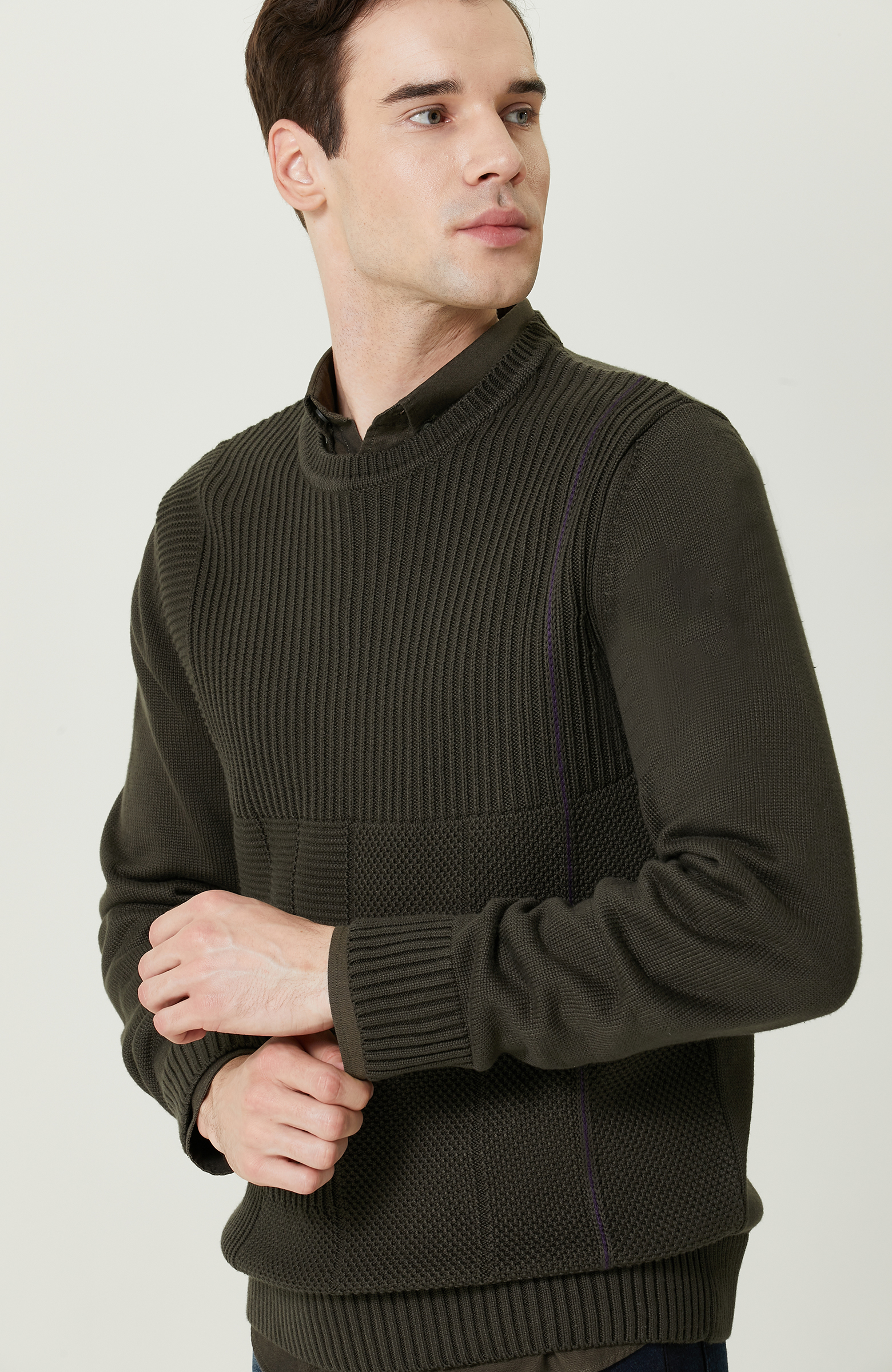 Örgü Detaylı Haki Triko Kazak