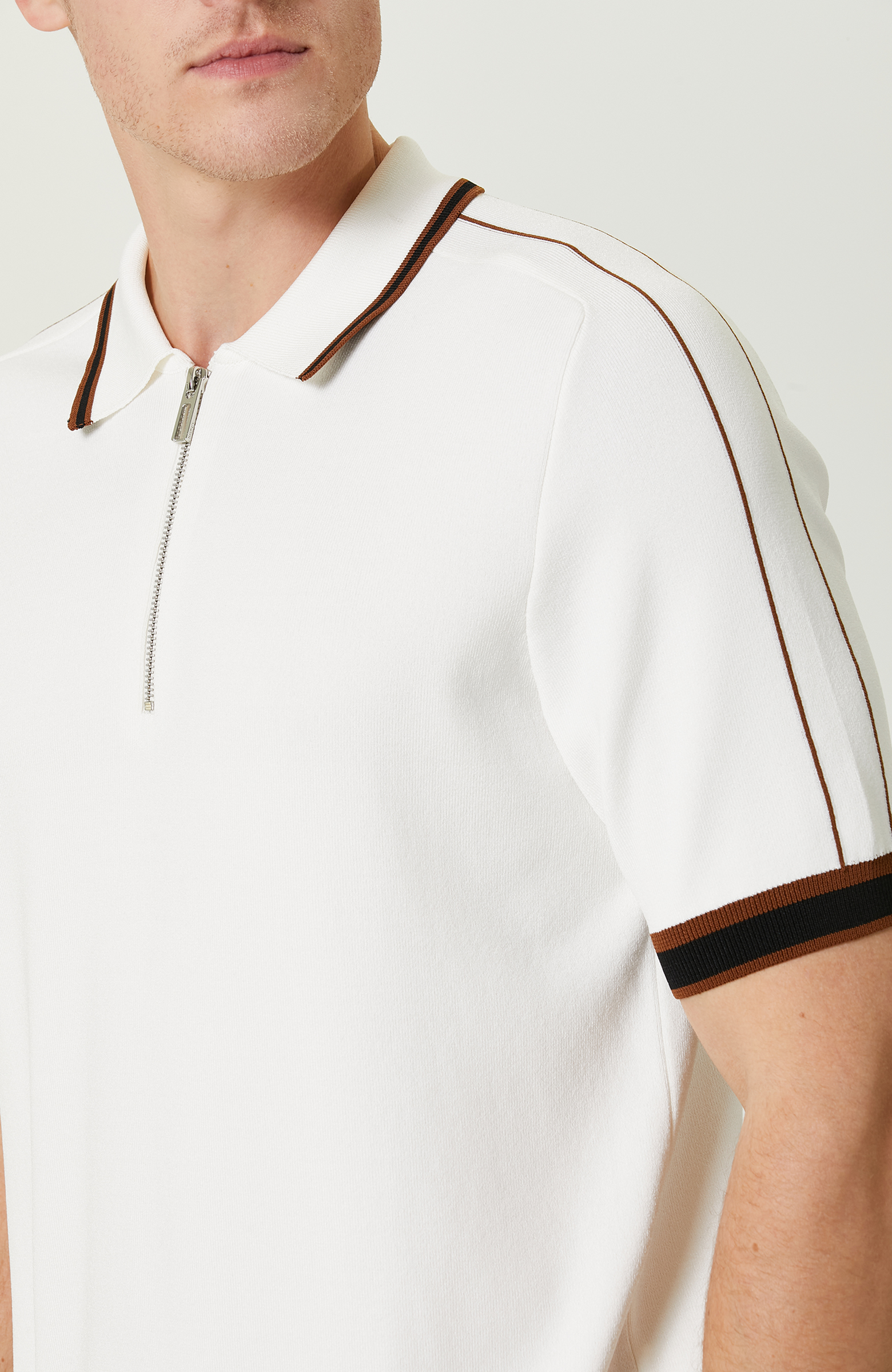 Ekru Polo Yaka Kazak