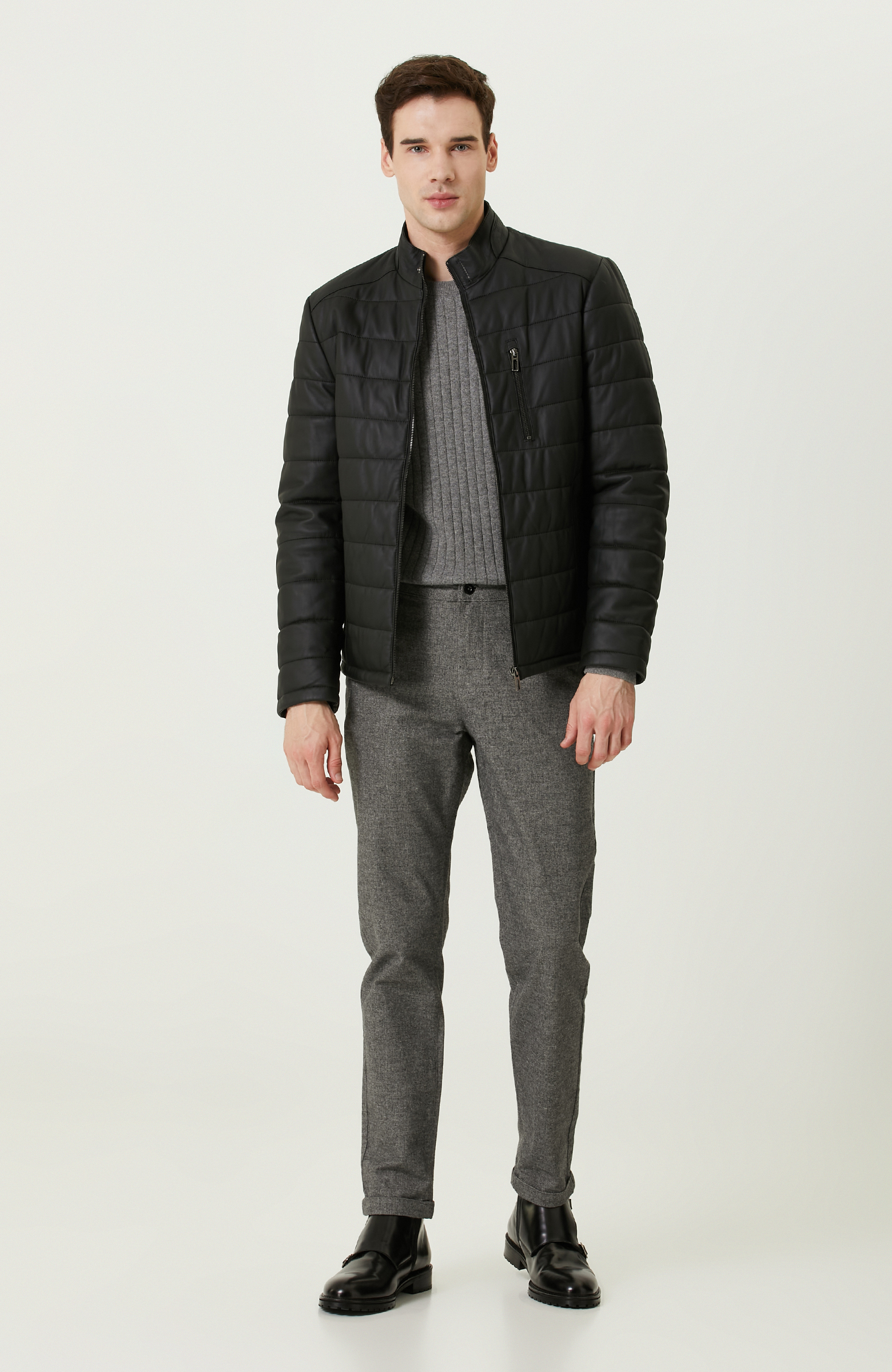 Yan Cepli Siyah Pantolon