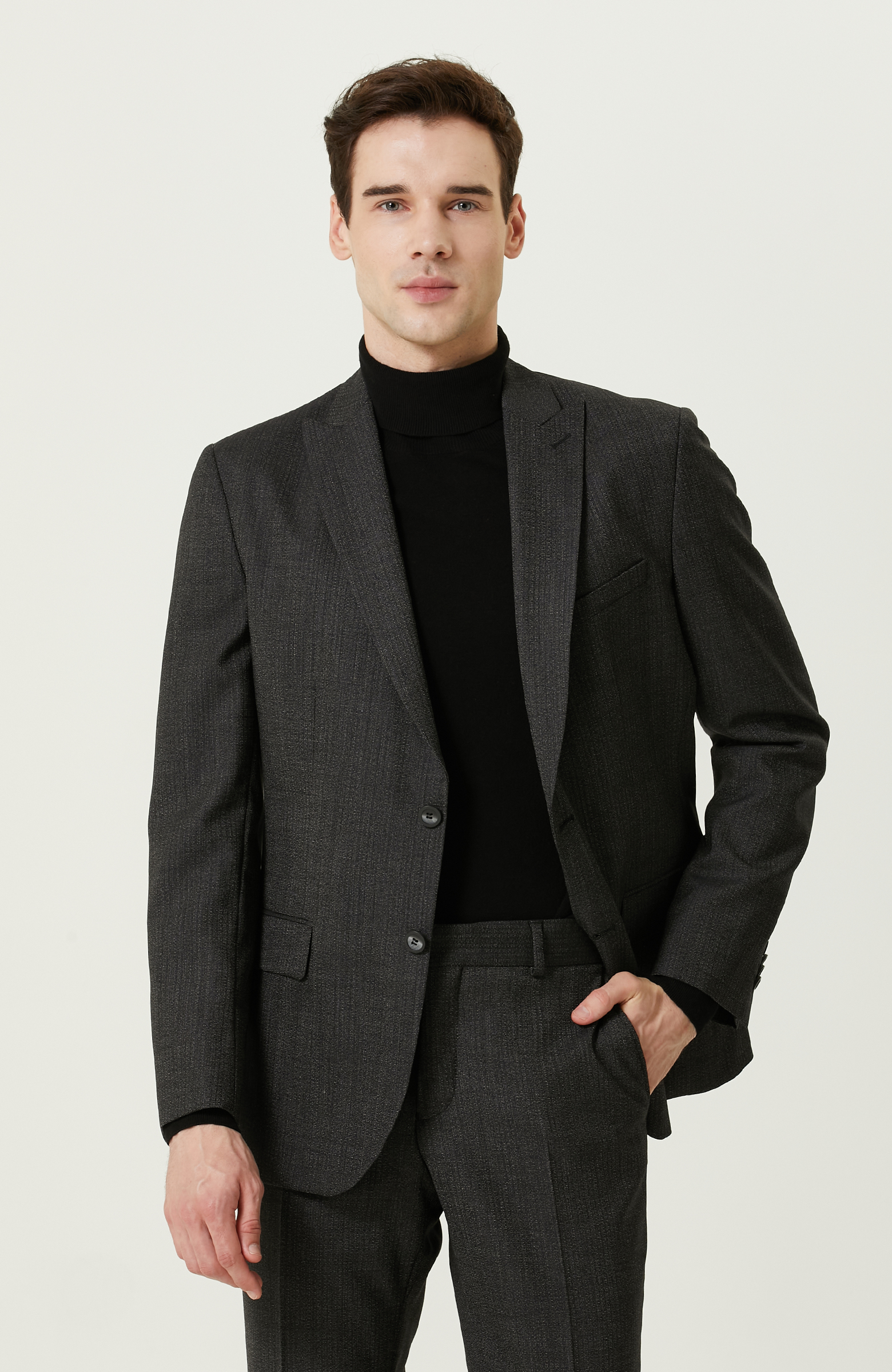 Yünlü Antrasit Takım Elbise