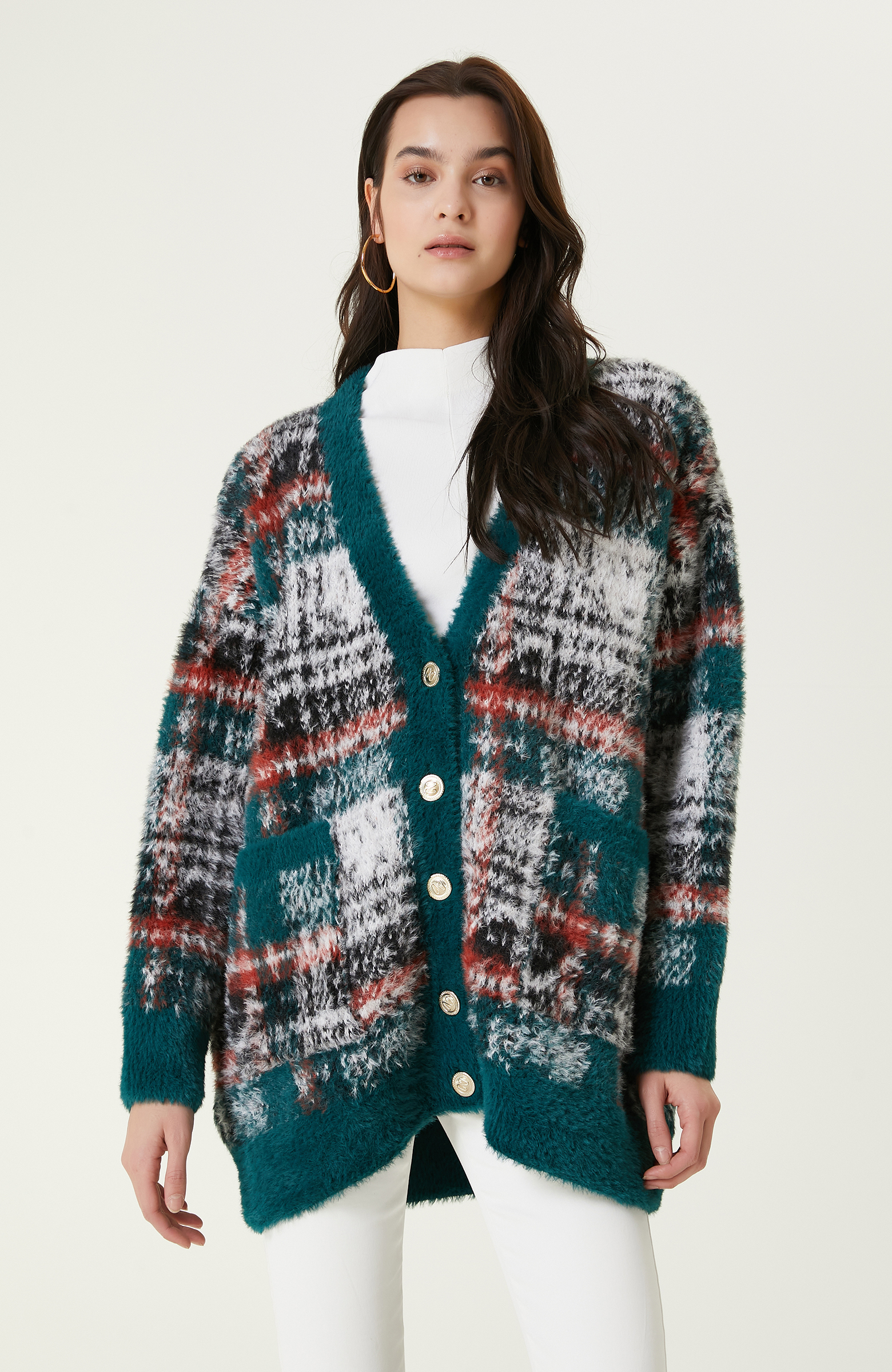 Renkli Desenli Uzun Kollu V Yaka Hırka