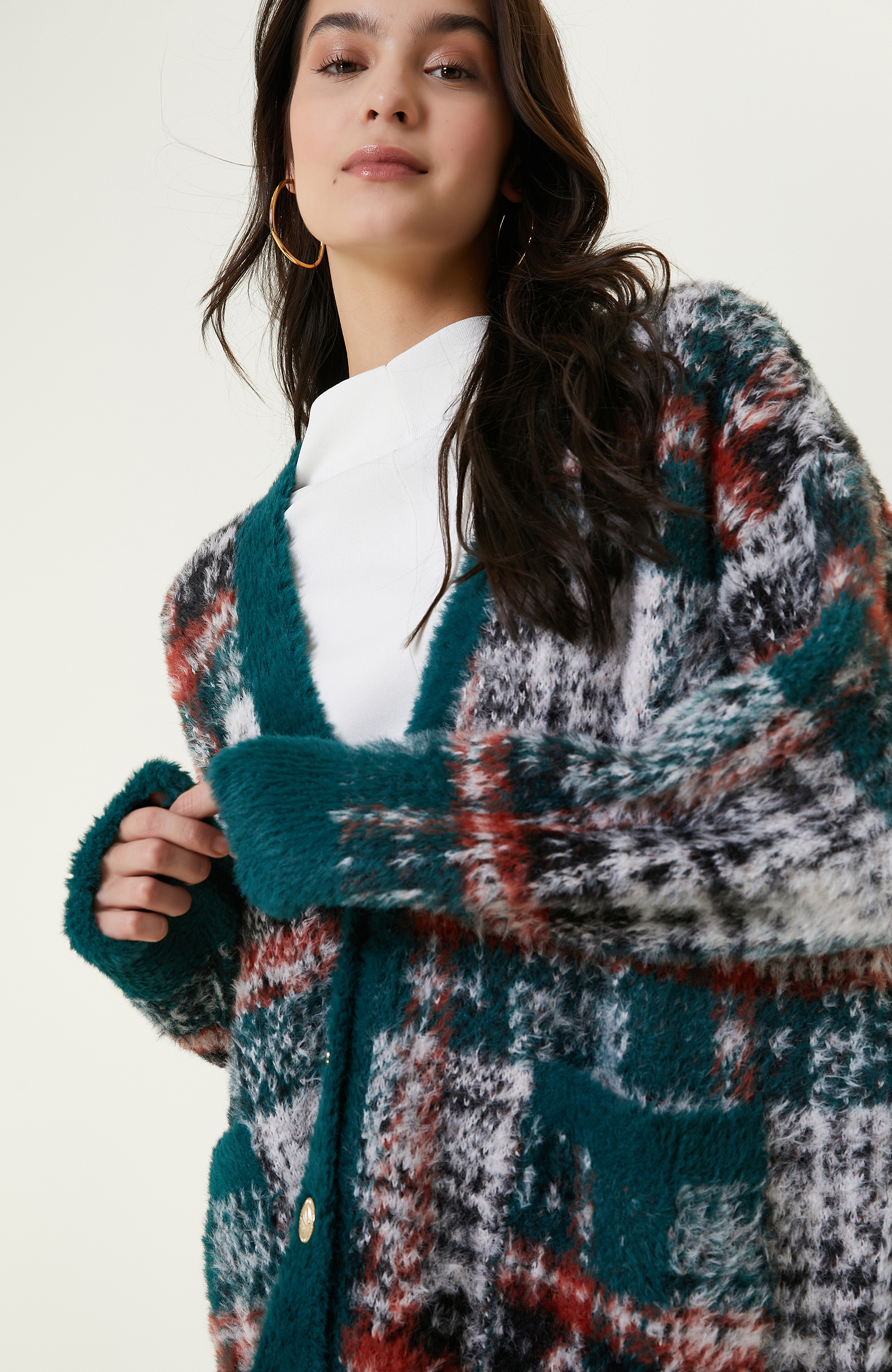 Renkli Desenli Uzun Kollu V Yaka Hırka