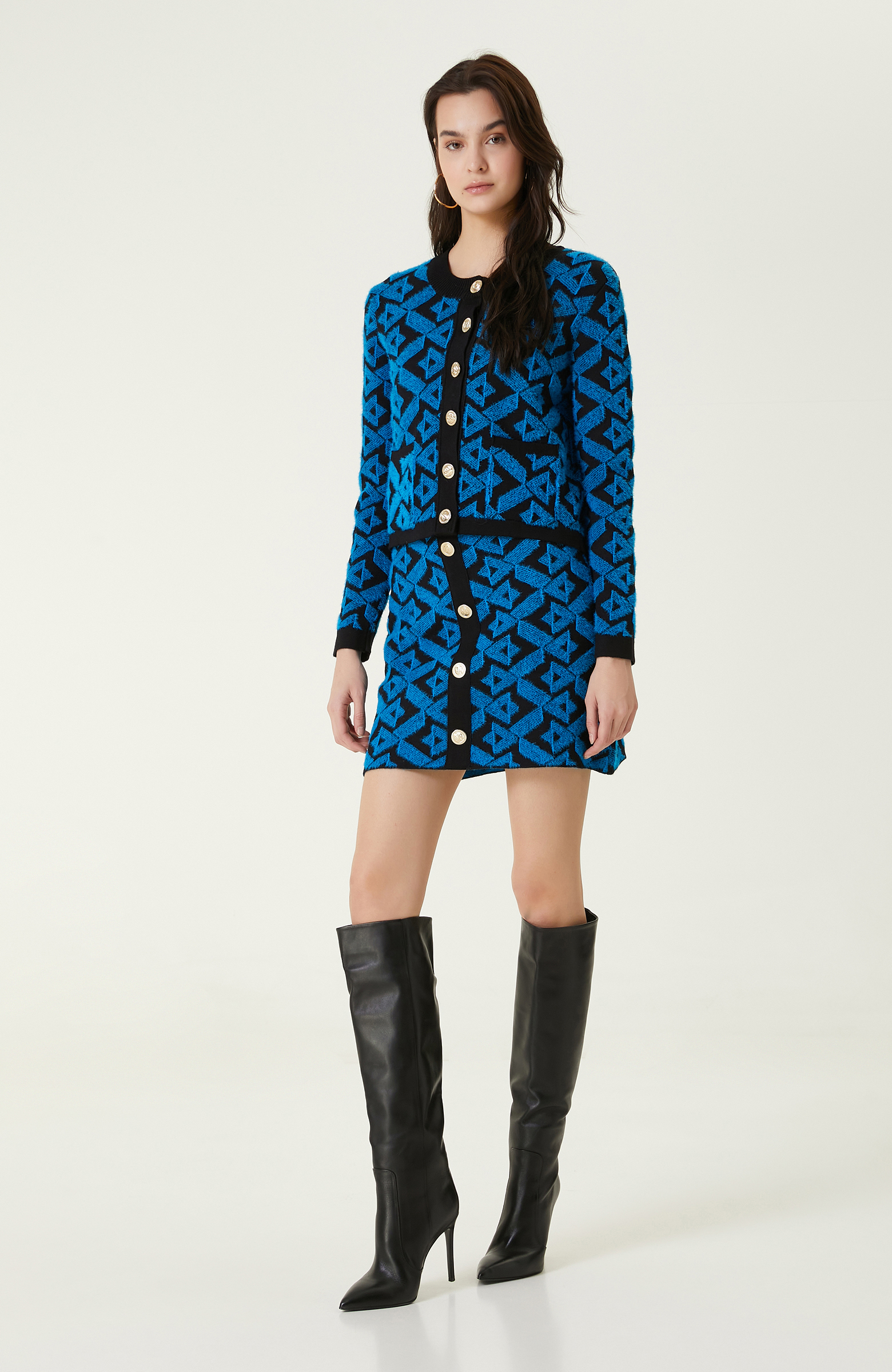 Siyah Mavi Desenli Bisiklet Yaka Triko Ceket