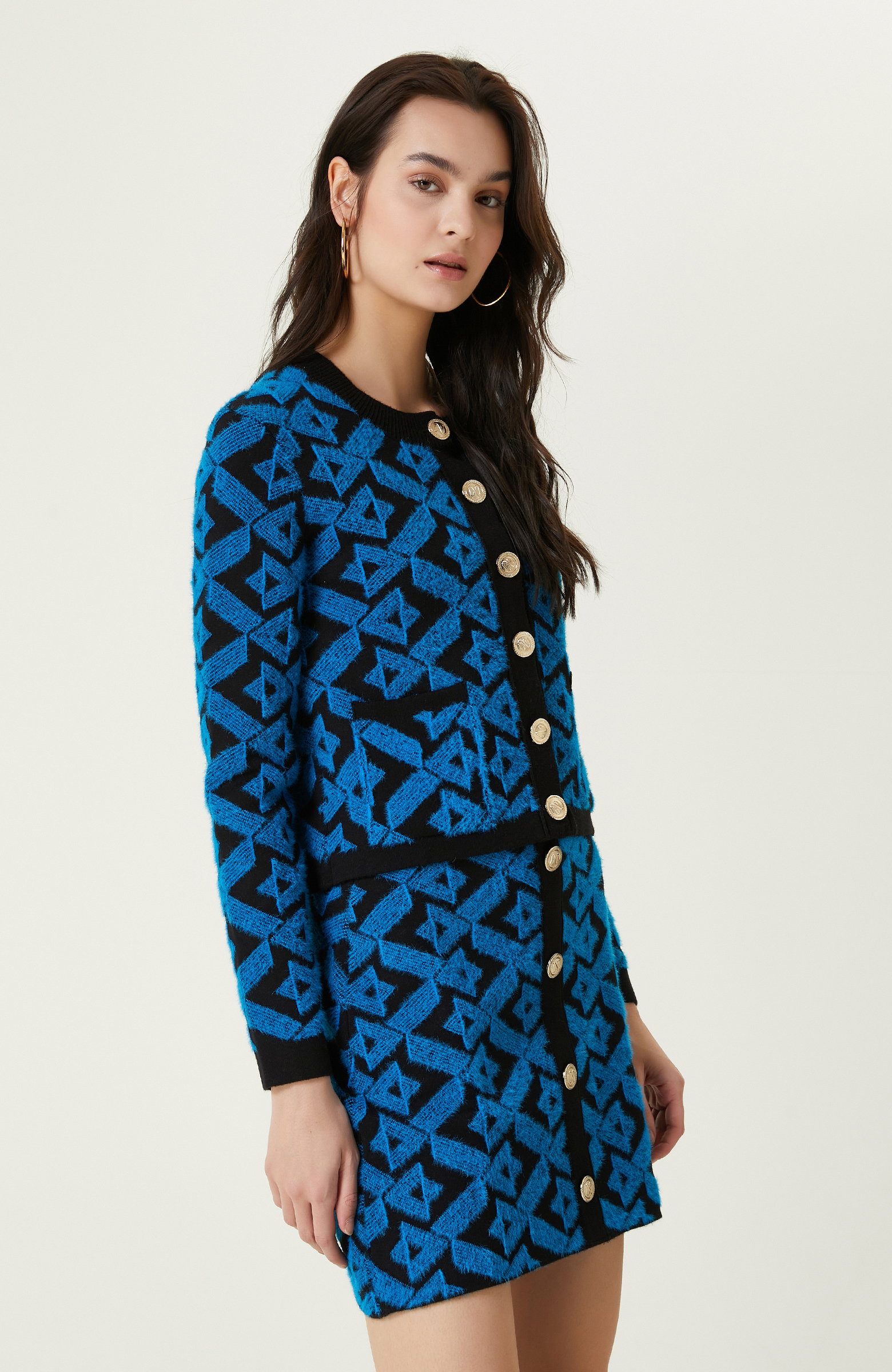 Siyah Mavi Desenli Bisiklet Yaka Triko Ceket