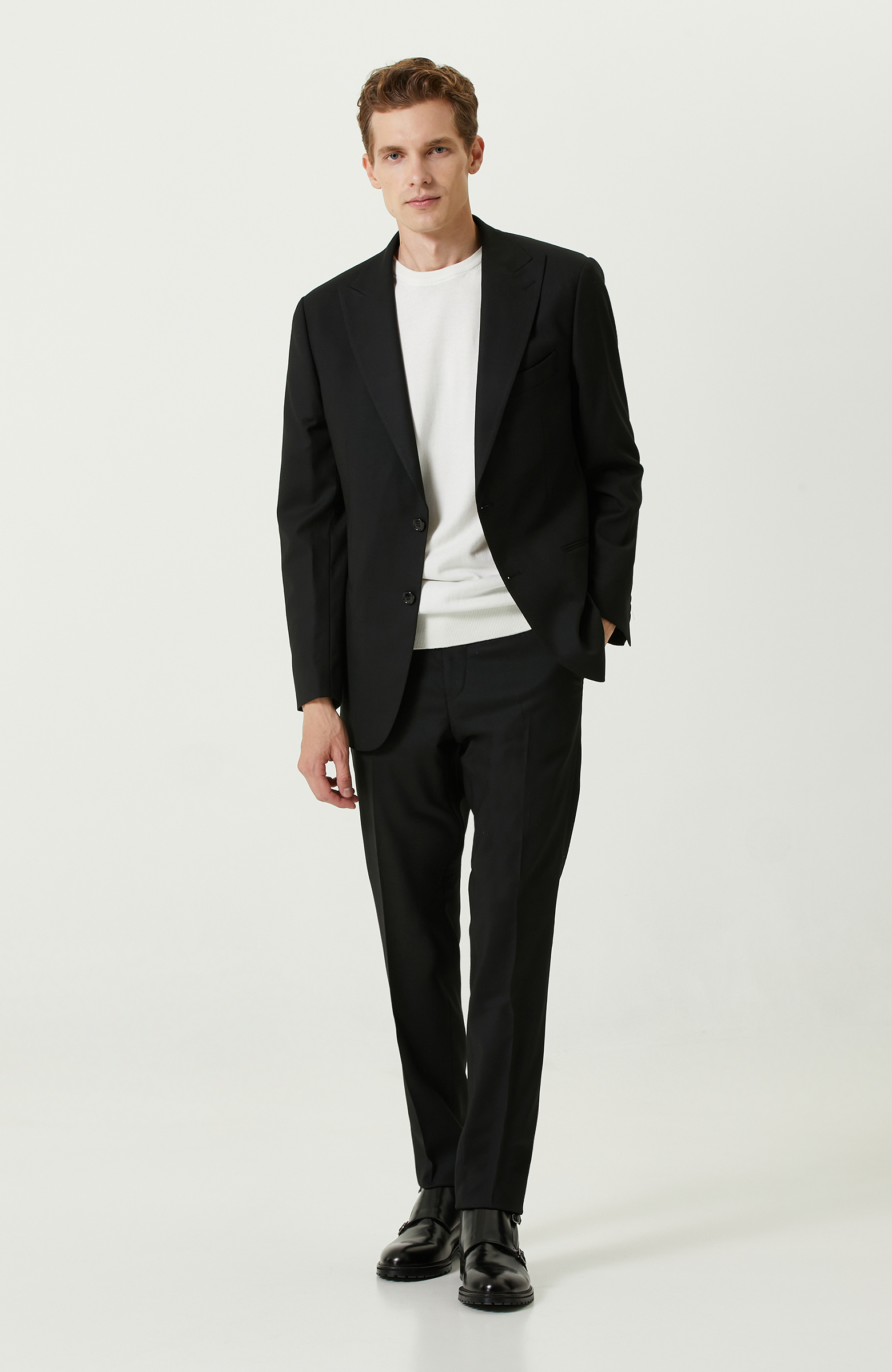 Yün Karışımlı Siyah Takım Elbise