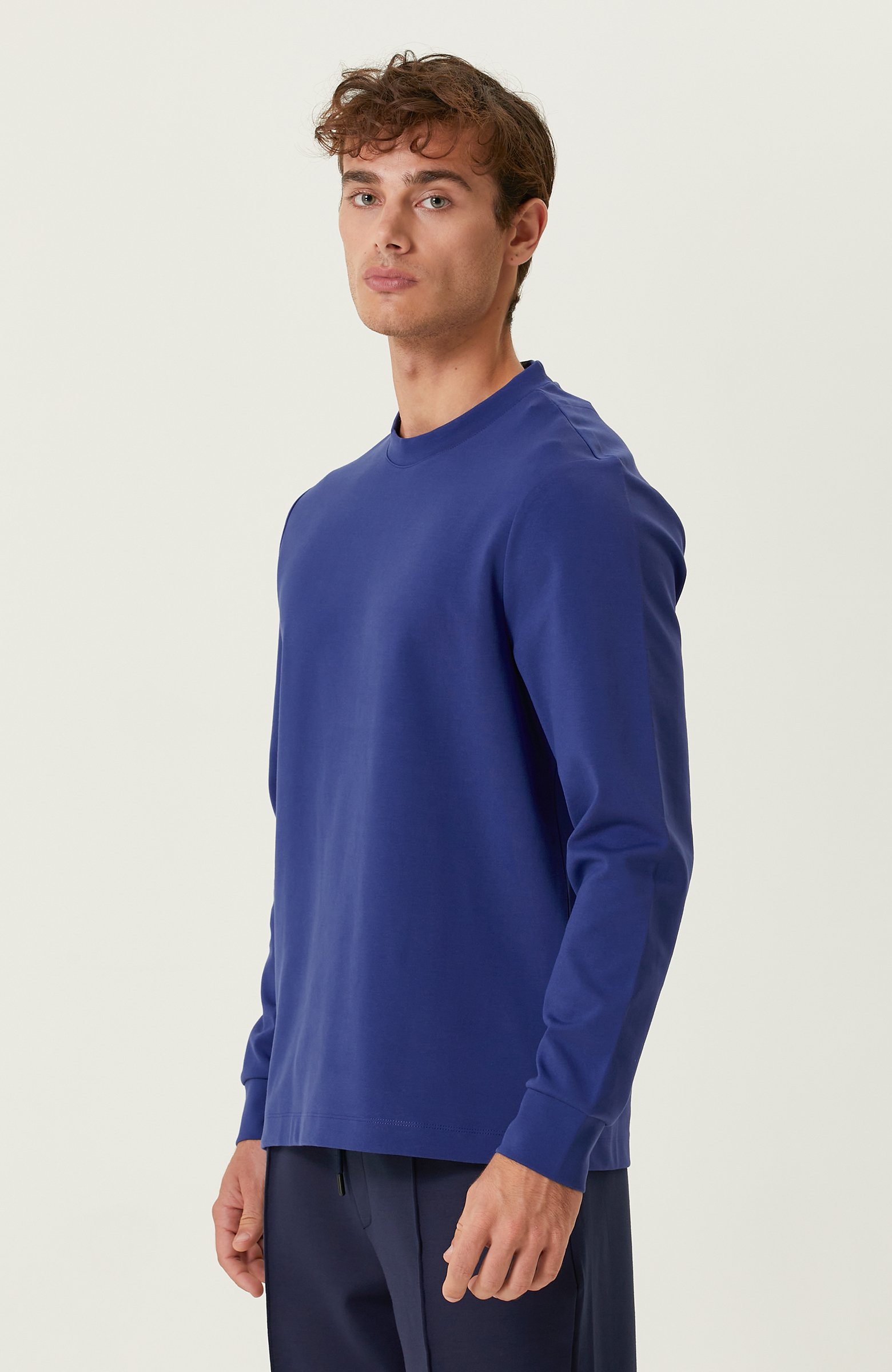 Saks Basic Sweatshirt_3