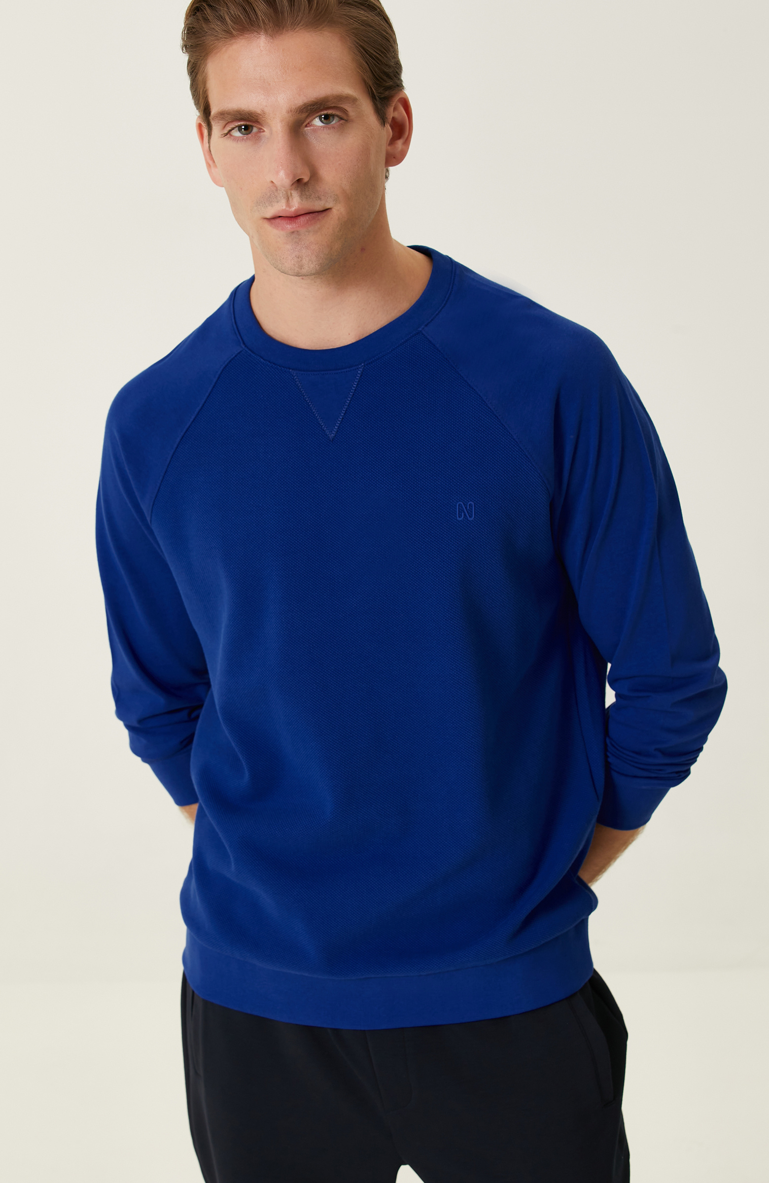 Saks Sweatshirt