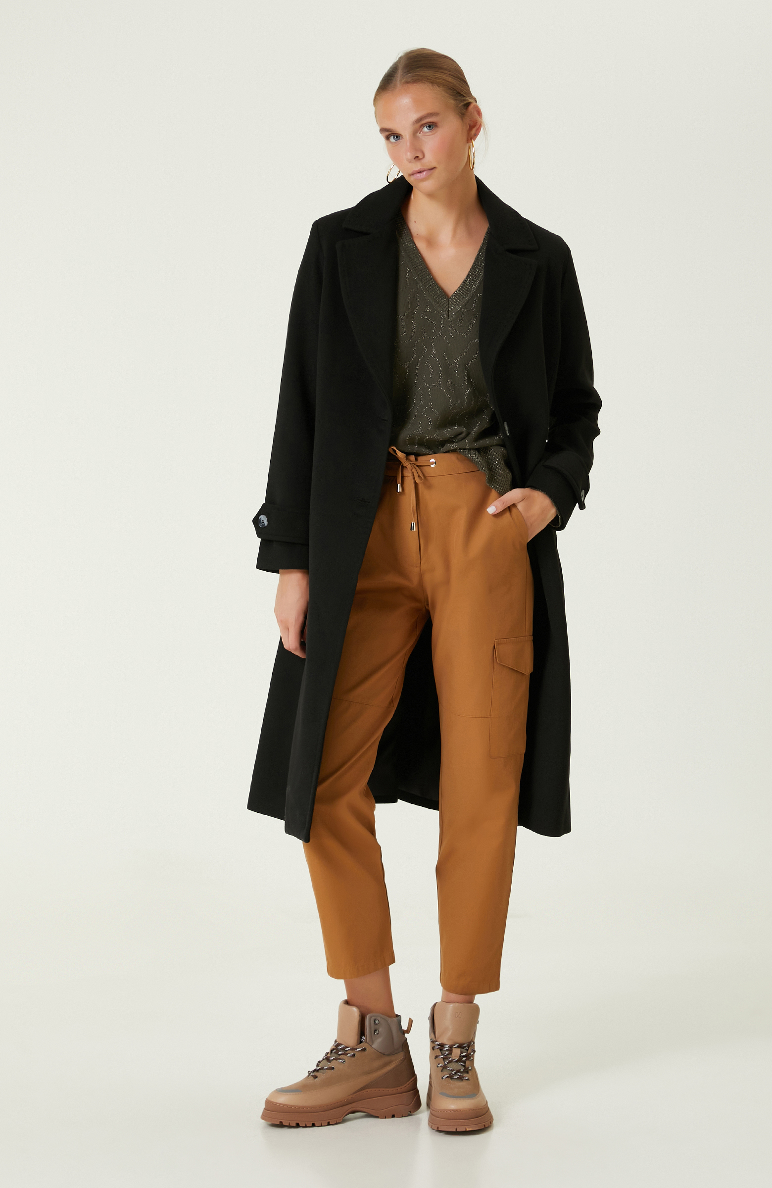 Haki V Yaka Simli Kazak