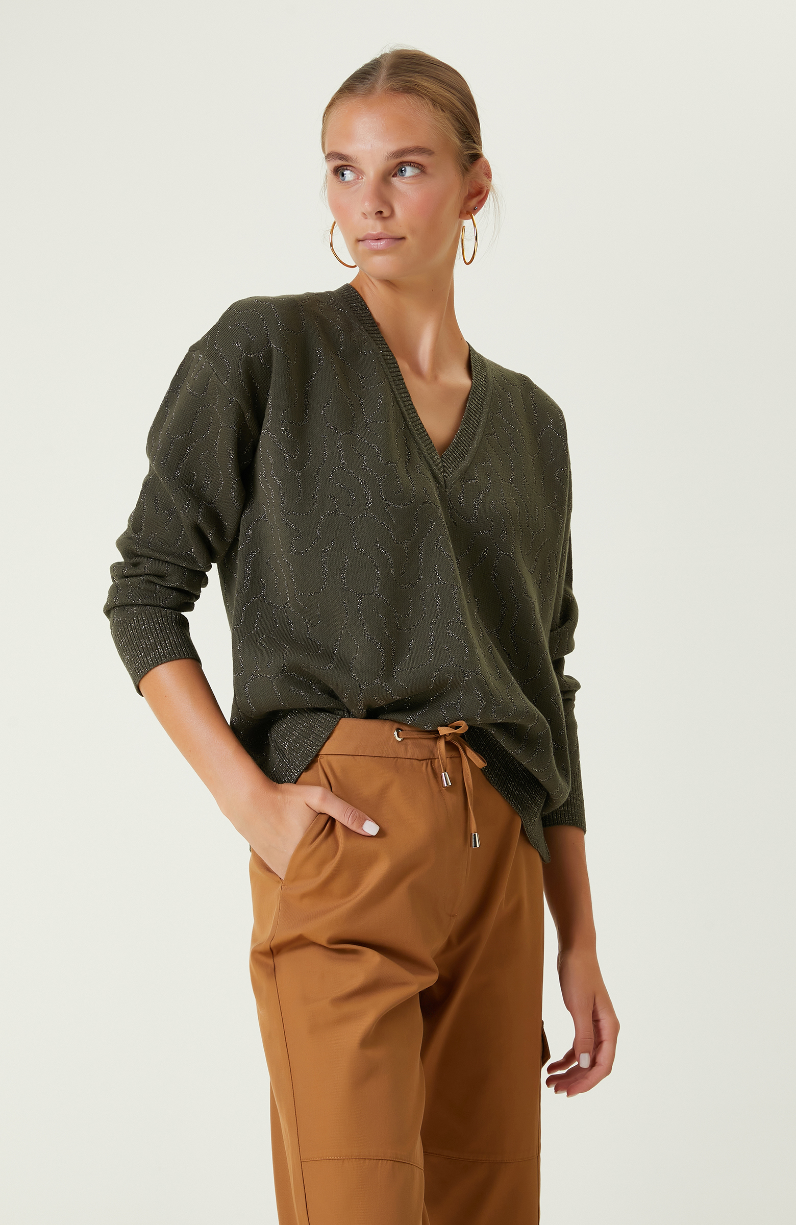 Haki V Yaka Simli Kazak