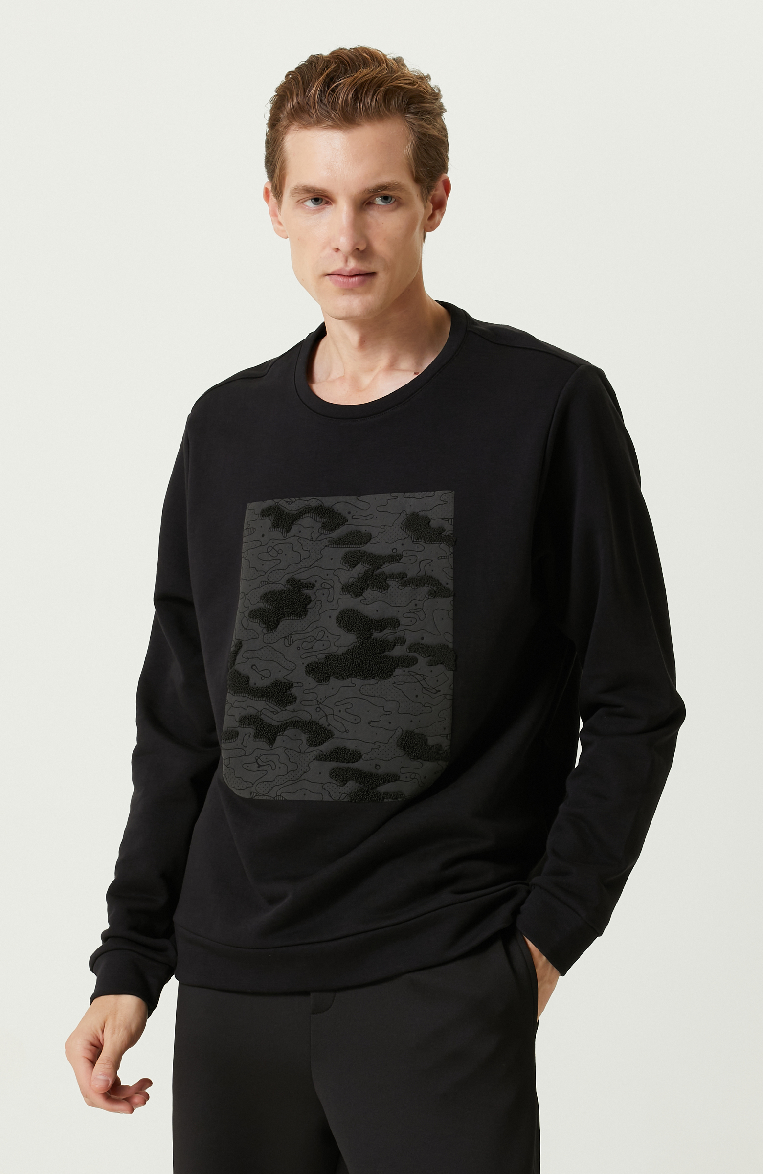 Siyah Military Baskılı Sweatshirt