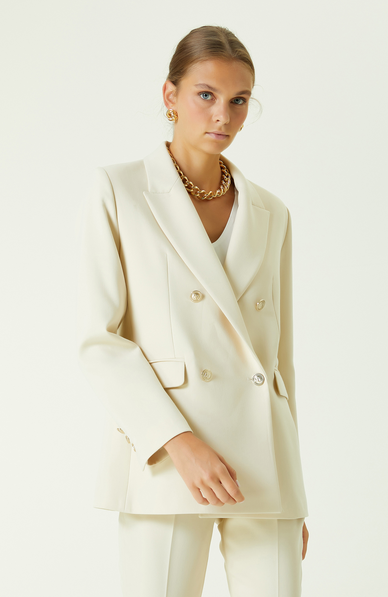 Taş Rengi Metal Düğmeli Blazer Ceket