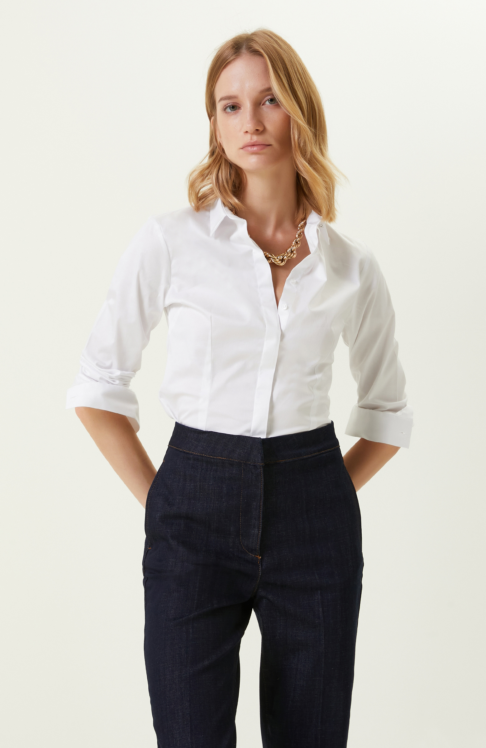 Beyaz Pamuklu Gizli Patlı Gömlek