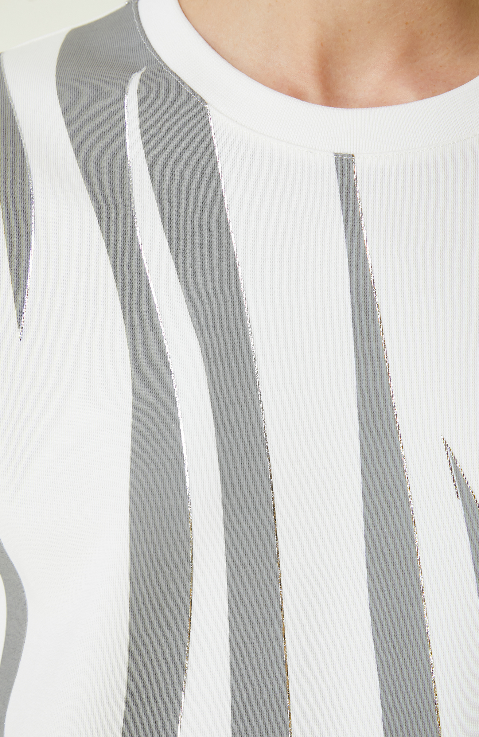 Ekru Desenli Sweatshirt