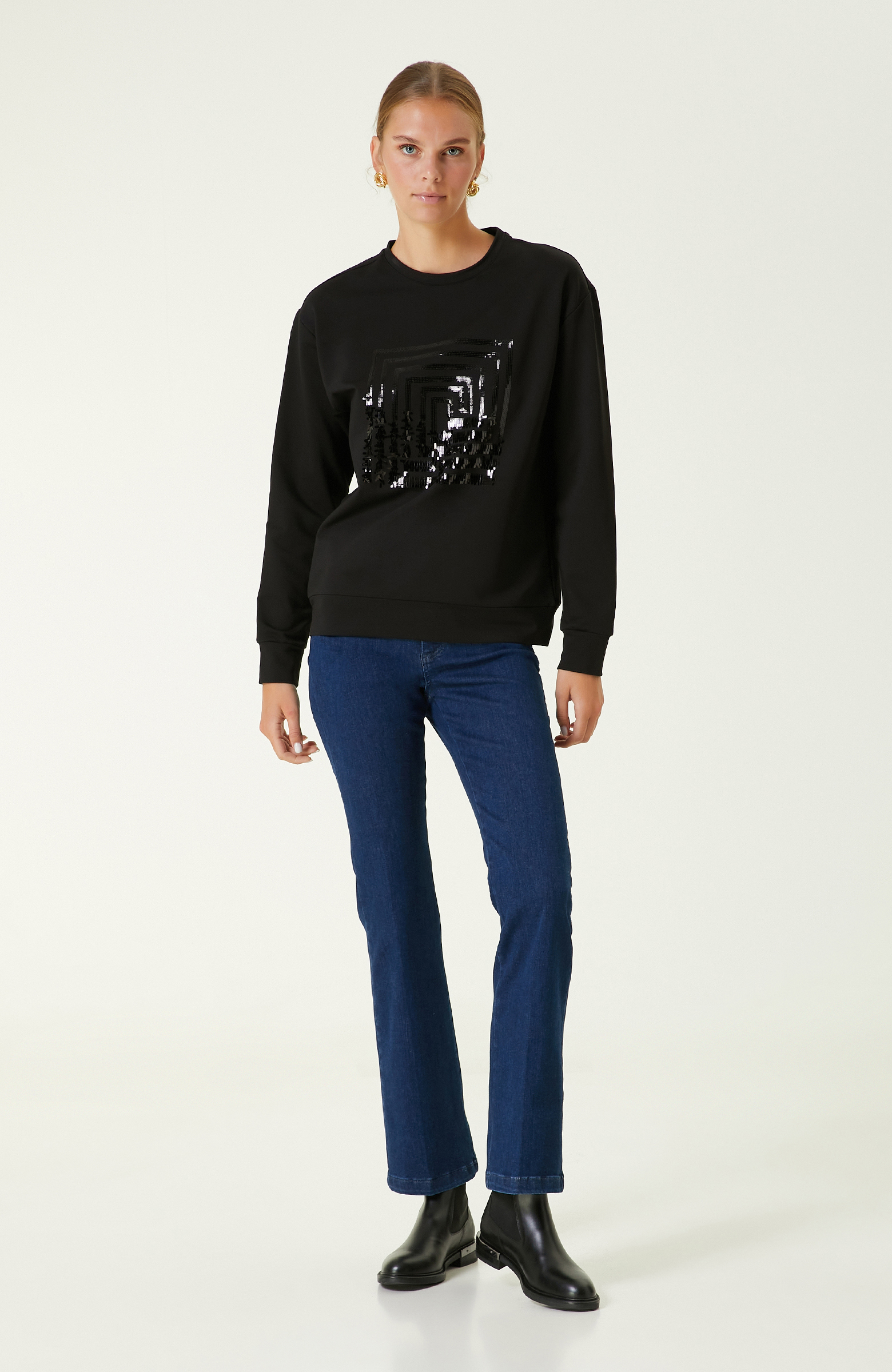 Siyah Payetli Sweatshirt