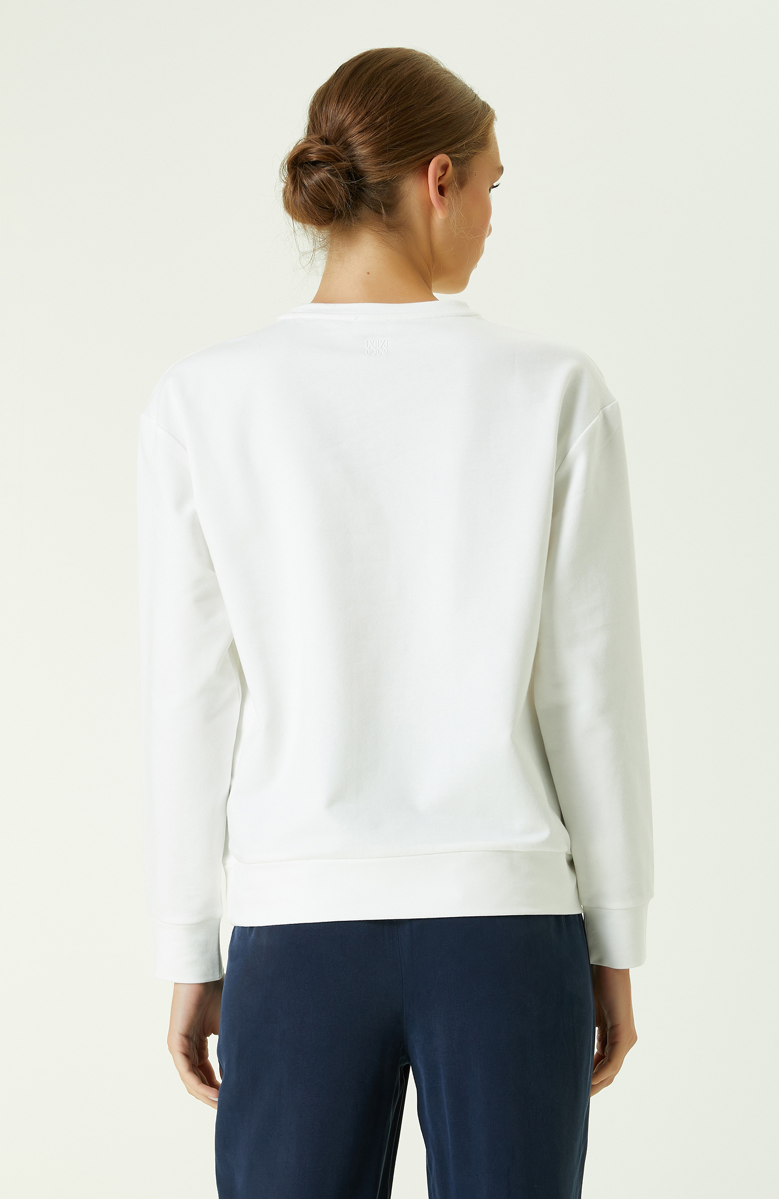 Ekru Payet İşlemeli Sweatshirt