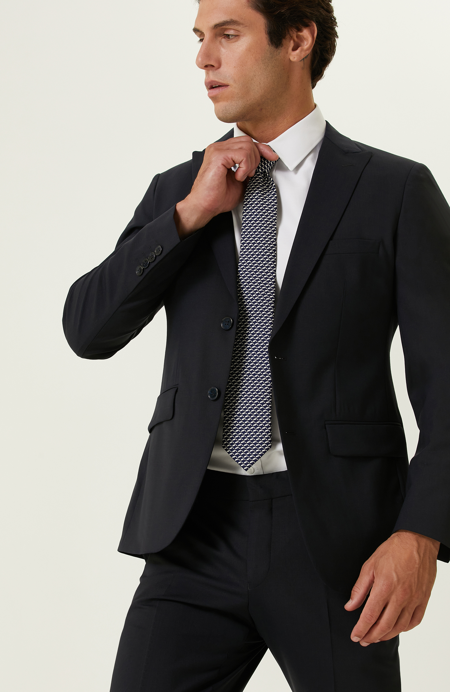 Lacivert Piklapel Yaka Takım Elbise