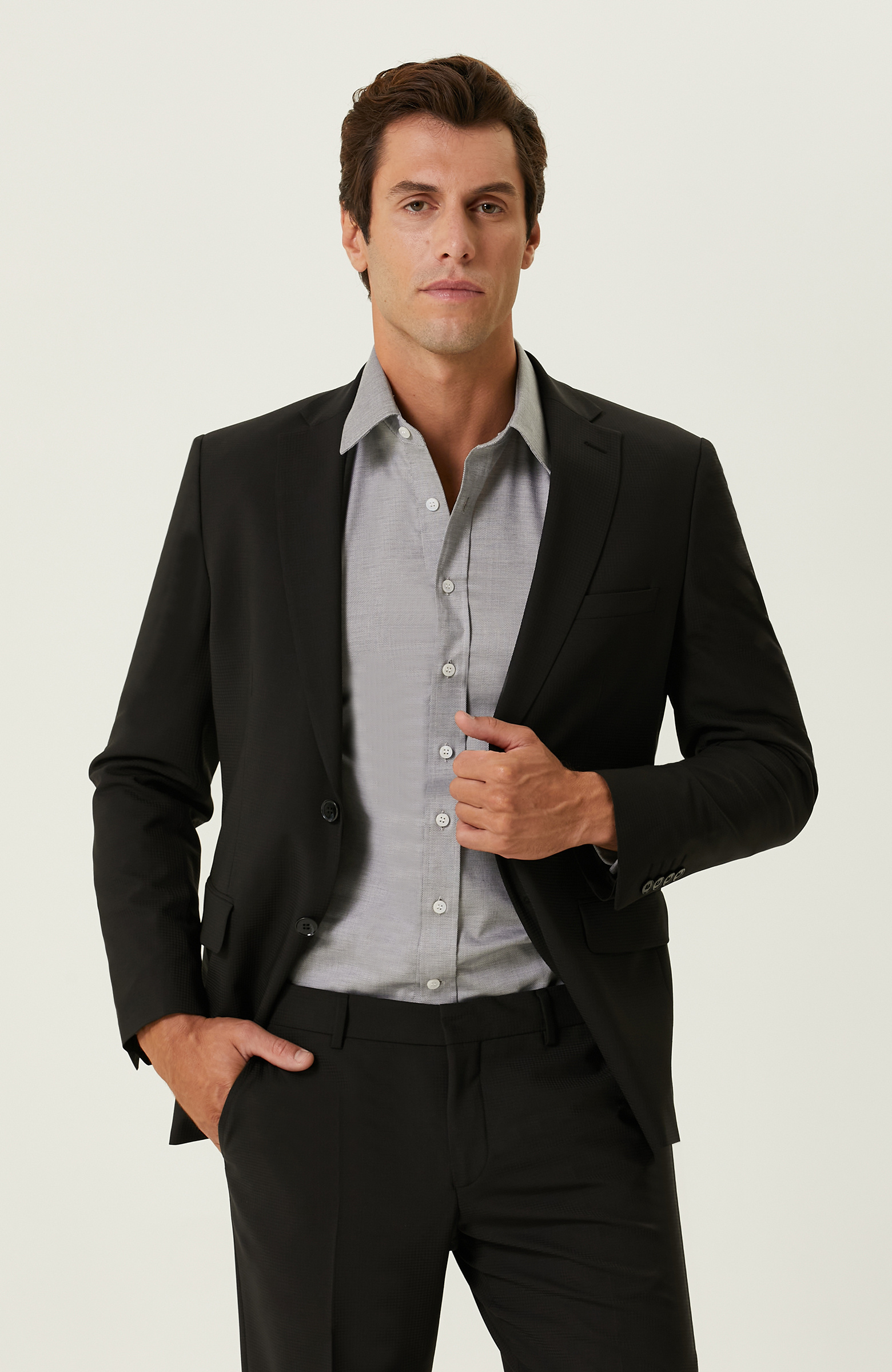 Siyah Pötikare Desenli Takım Elbise