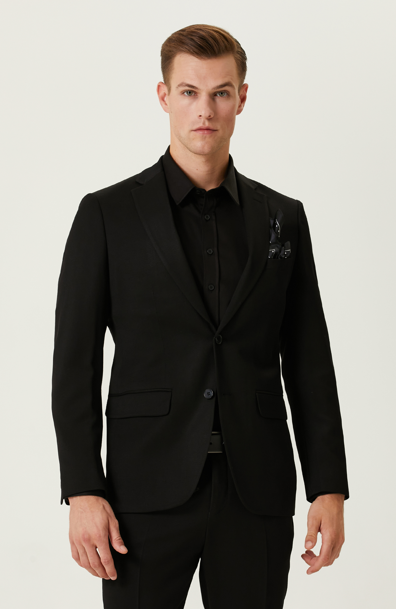 Siyah Diyagonal Takım Elbise