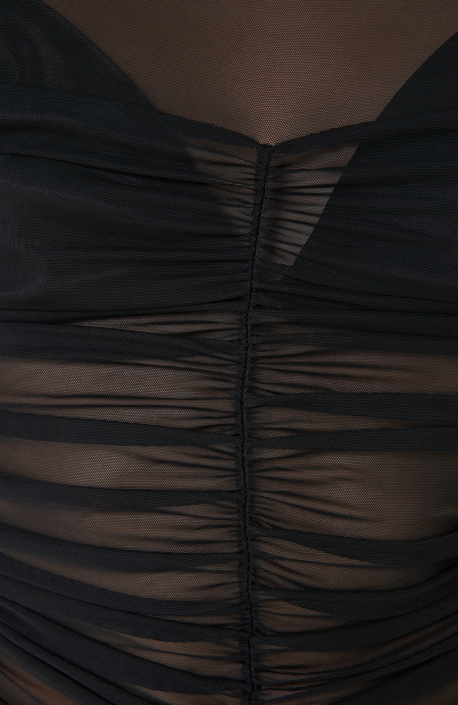 Siyah Büzgü Detaylı Tül Tshirt