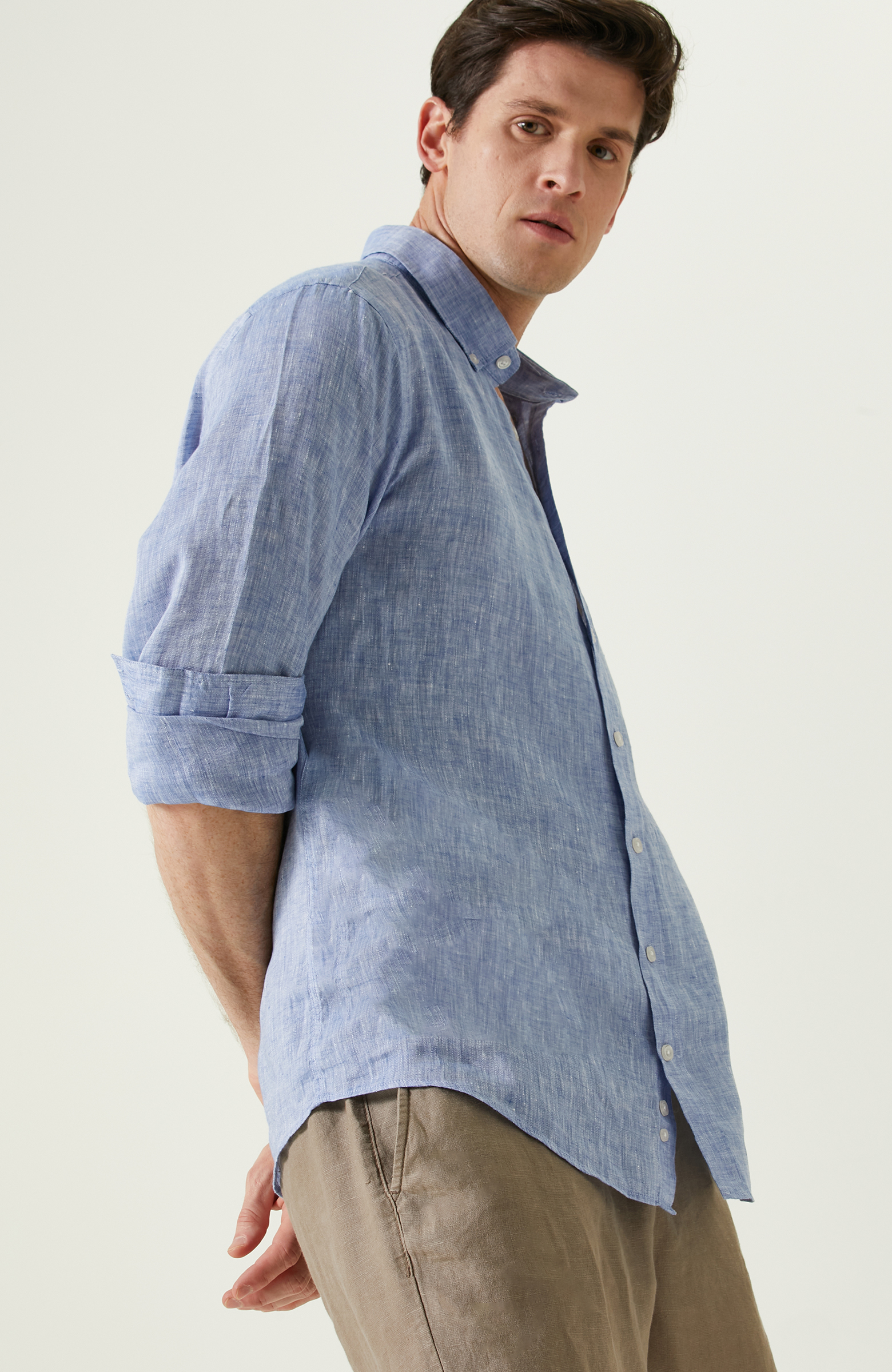 Uzun Kollu Mavi Keten Gömlek