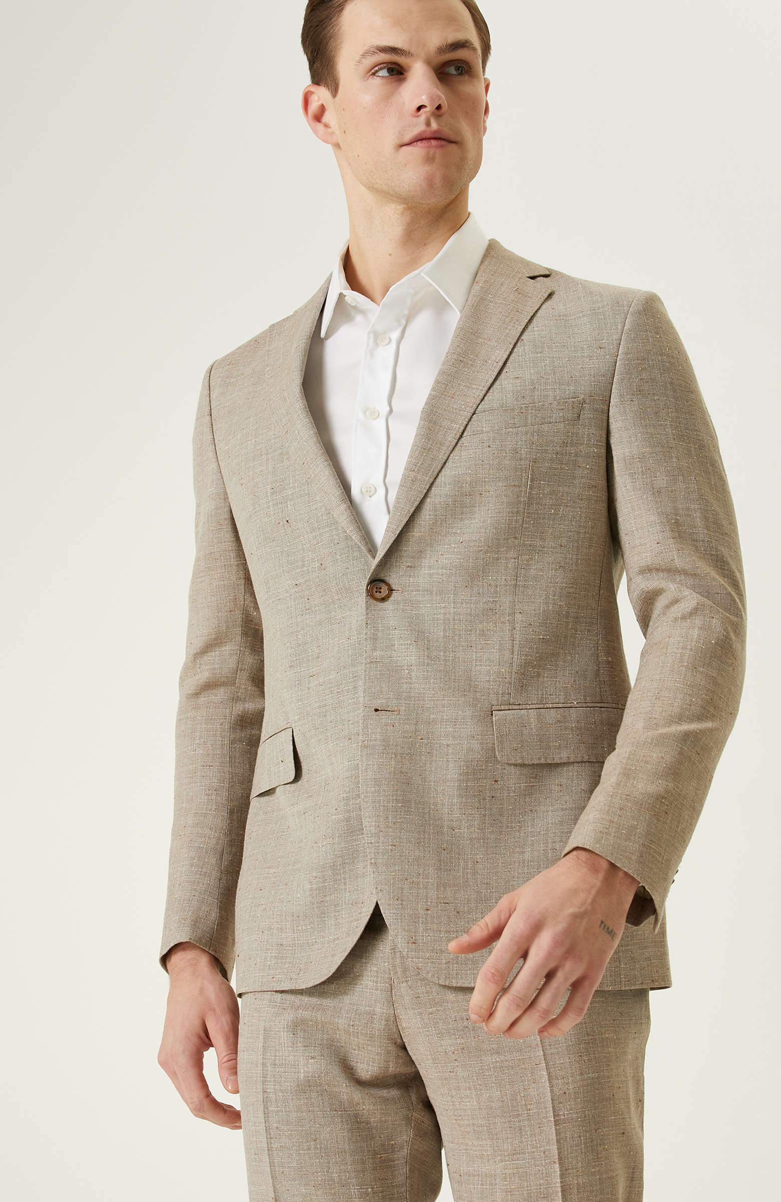 Limited Loro Beige Suit Made of Piana Fabric