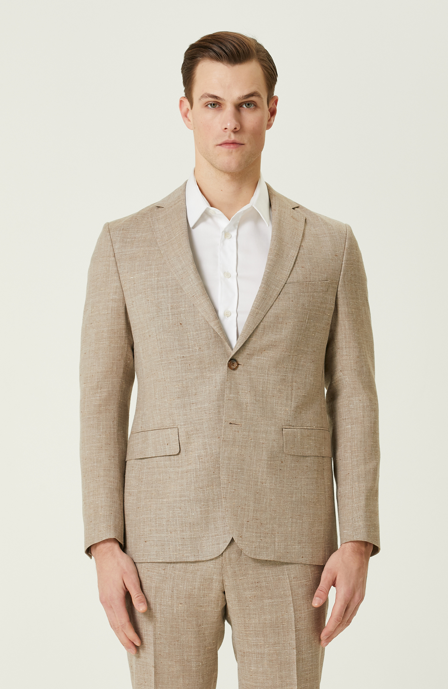 Limited Loro Beige Suit Made of Piana Fabric
