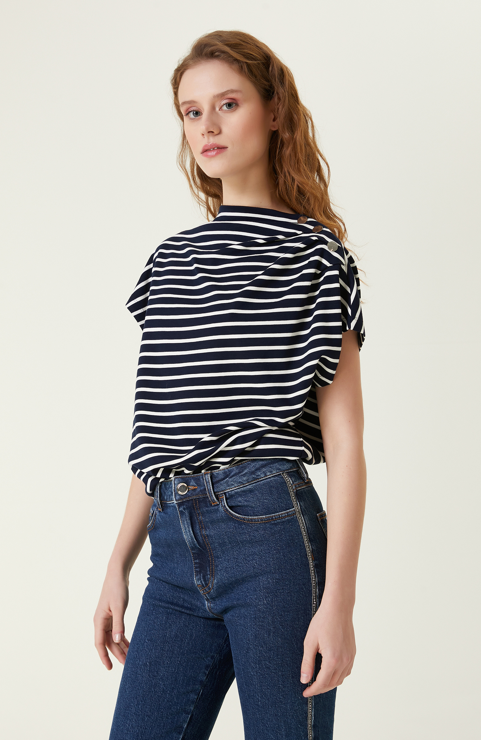 Lacivert Ekru Çizgili Bluz