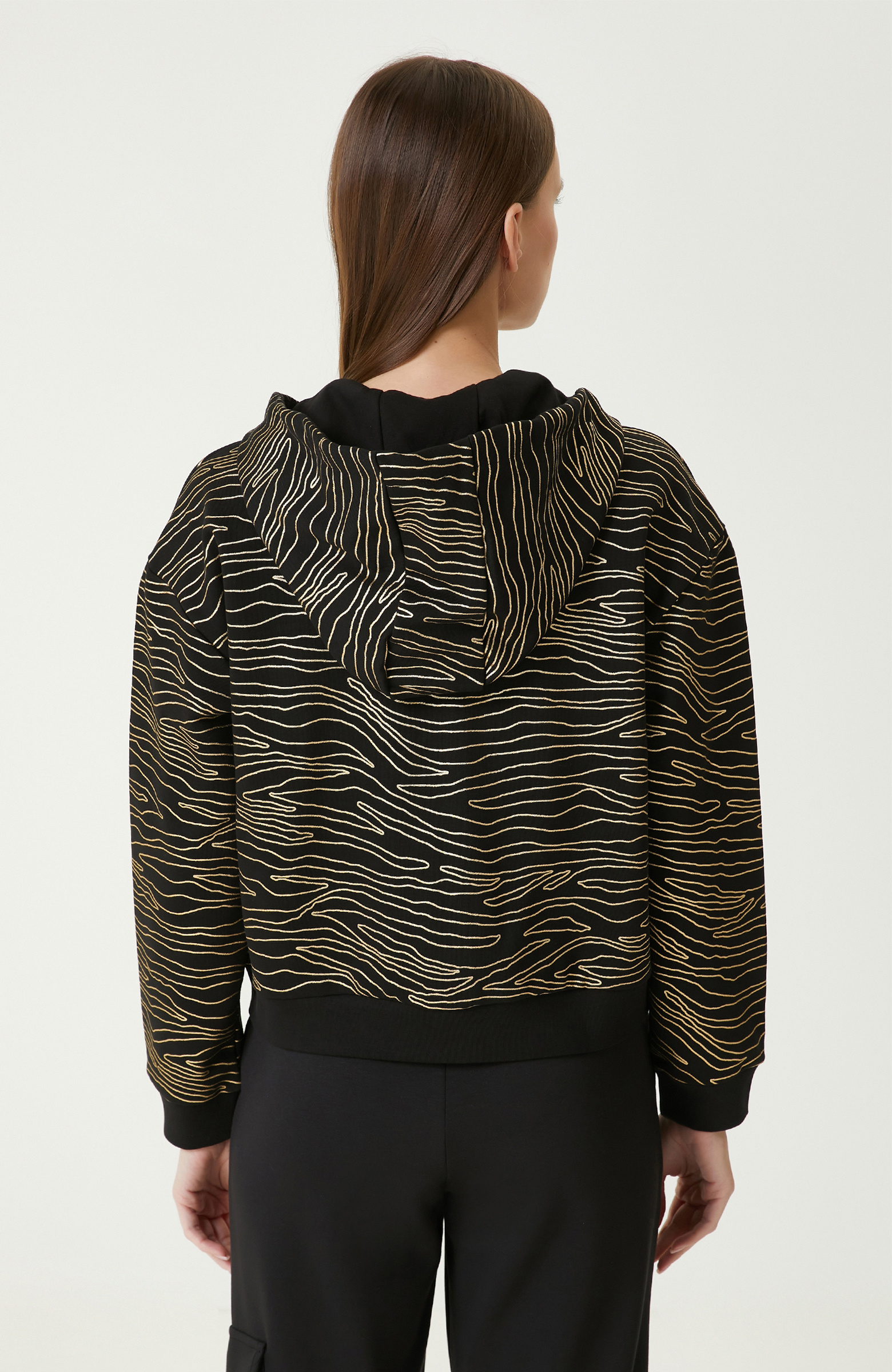 Siyah Kahve Desenli Sweatshirt